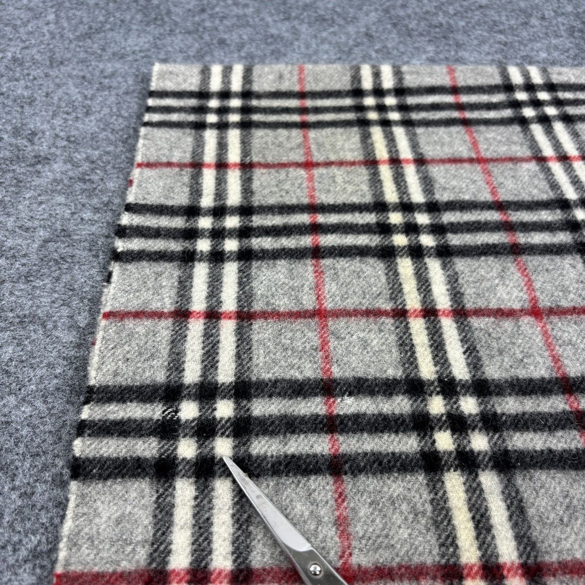 Burberry × Vintage Burberrys Scarf # D790 # Muffler # Neckwear # Nova Check Size ONE SIZE - 9 Thumbnail