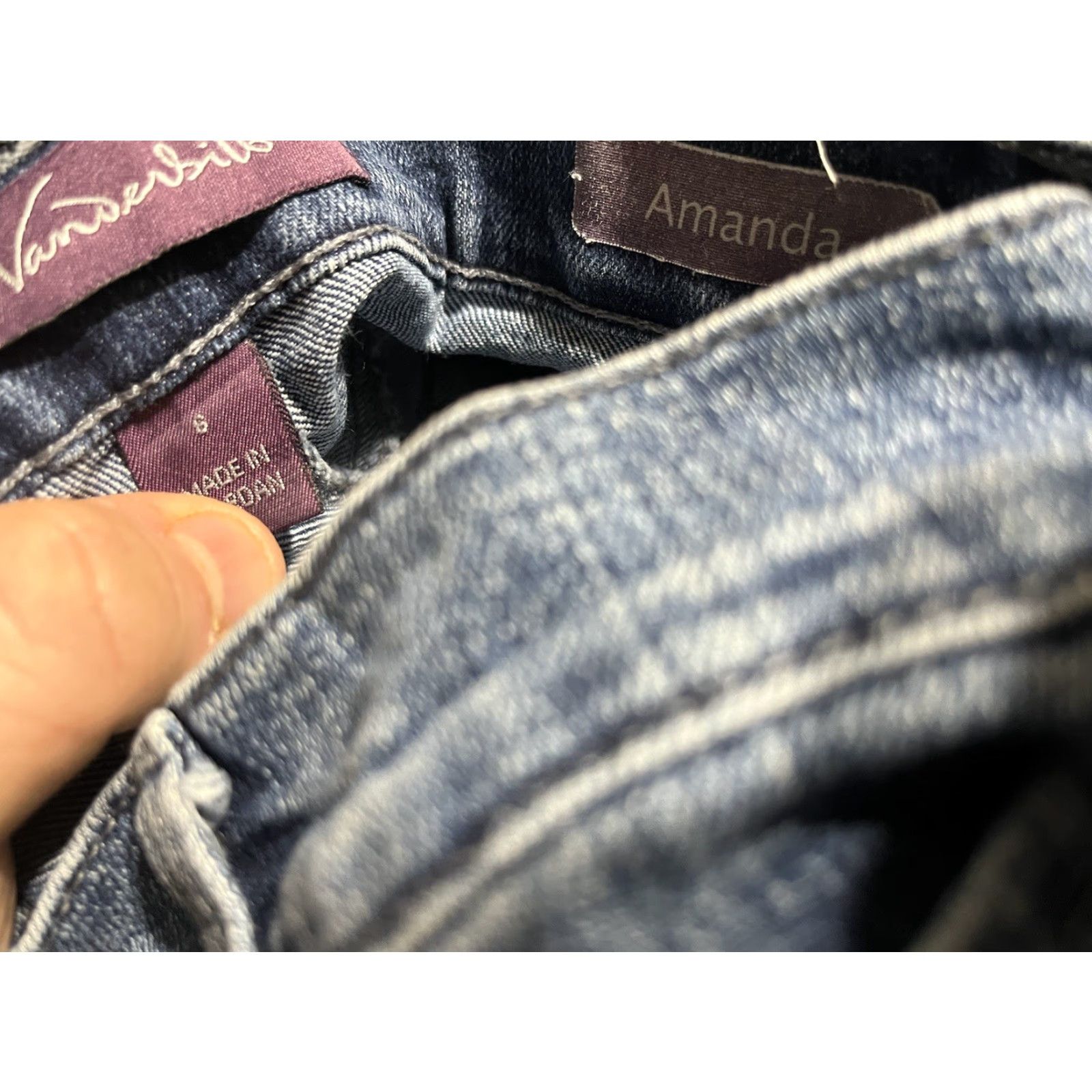 Gloria Vanderbilt Gloria Vanderbilt Jeans Womens Size 6 Amanda Straight Denim Medium Wash Solid Size 28" / US 6 / IT 42 - 6 Thumbnail
