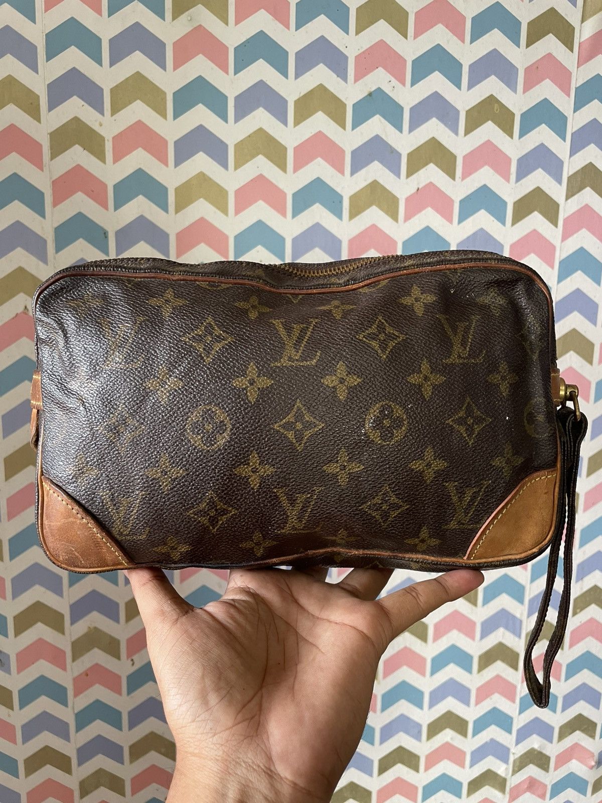 Louis Vuitton VINTAGE LOUIS VUITTON CLUCT BAG Size ONE SIZE - 2 Thumbnail