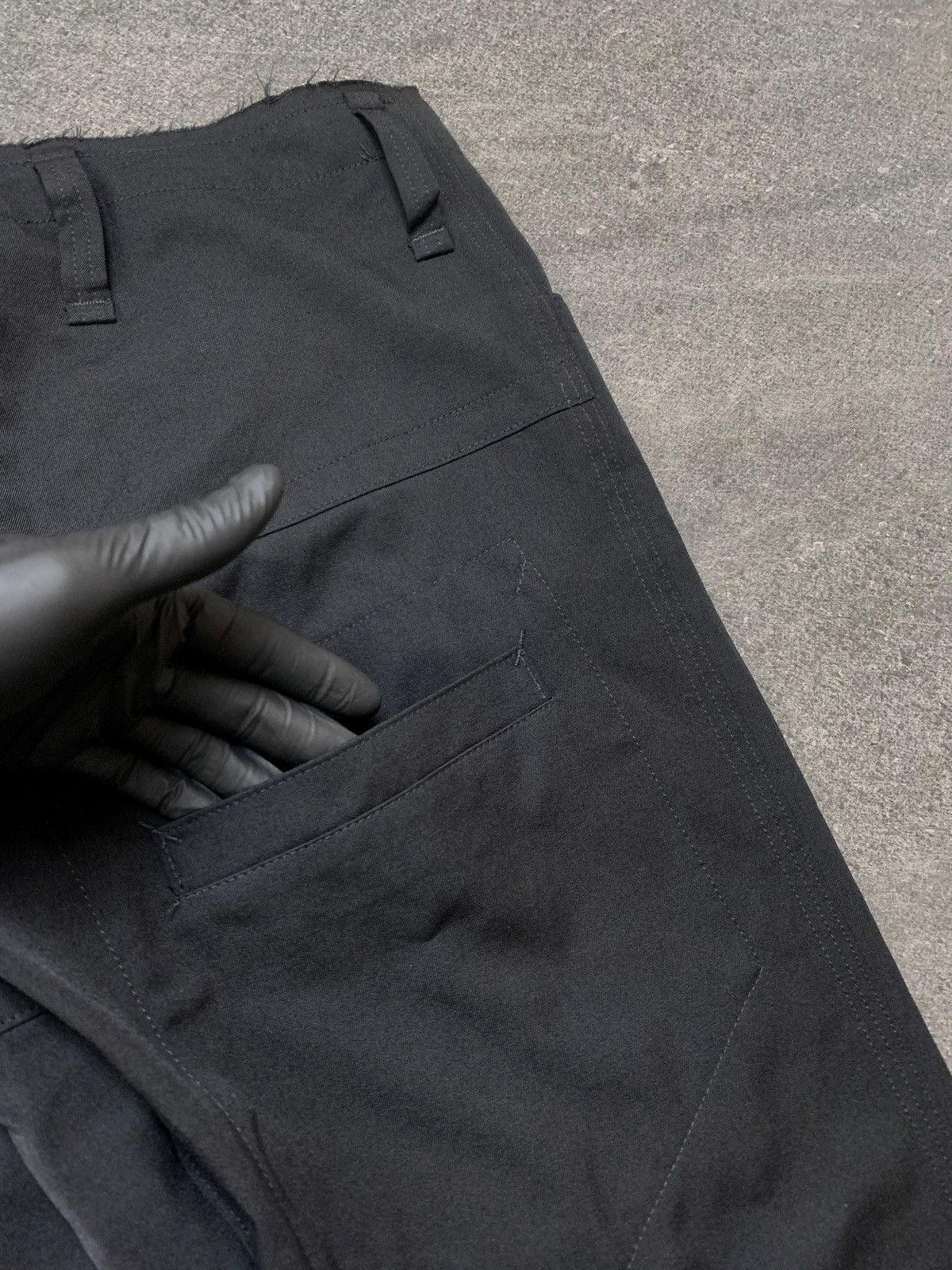 Yohji Yamamoto Y's by Yohji Yamamoto Frayed Seam Trousers Size US 29 - 7 Thumbnail