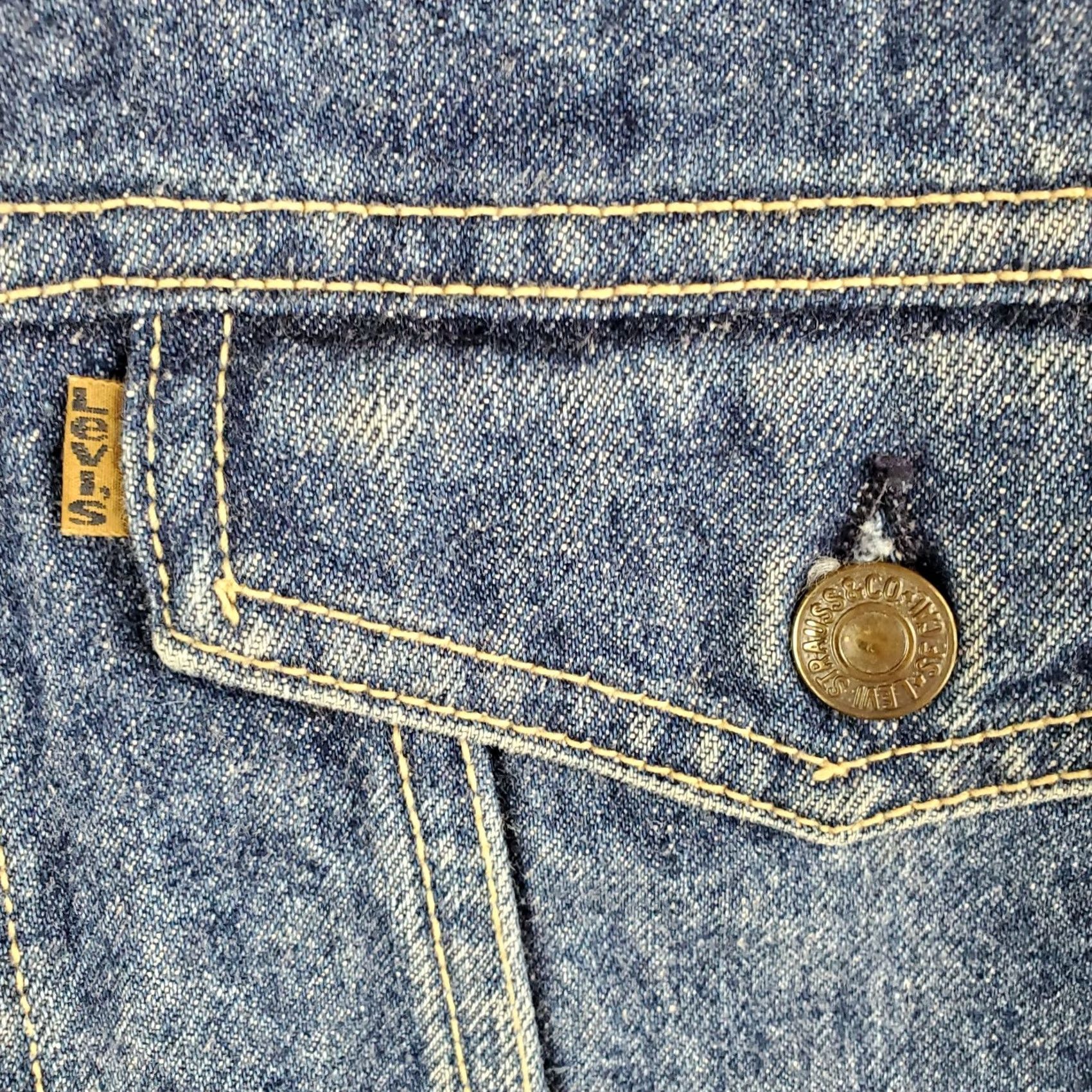 Levi's VTG Levi's Denim Chore Jacket Womens Large Blue Cotton Corduroy Collar Made in USA Vintage Coat Size L / US 10 / IT 46 - 3 Thumbnail