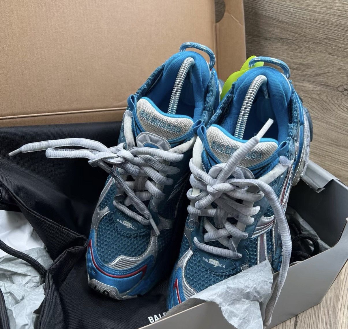 Balenciaga Balenciaga Runner Blue Distressed Dad Sneakers J41 Size US 7 / EU 40 - 3 Thumbnail