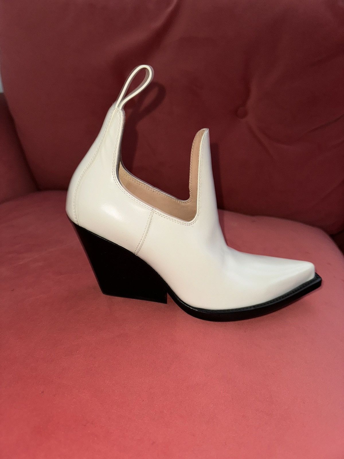 Bottega Veneta Bottega Veneta off white low western boots, 5.5 US Size US 6.5 / IT 36.5 - 1 Thumbnail