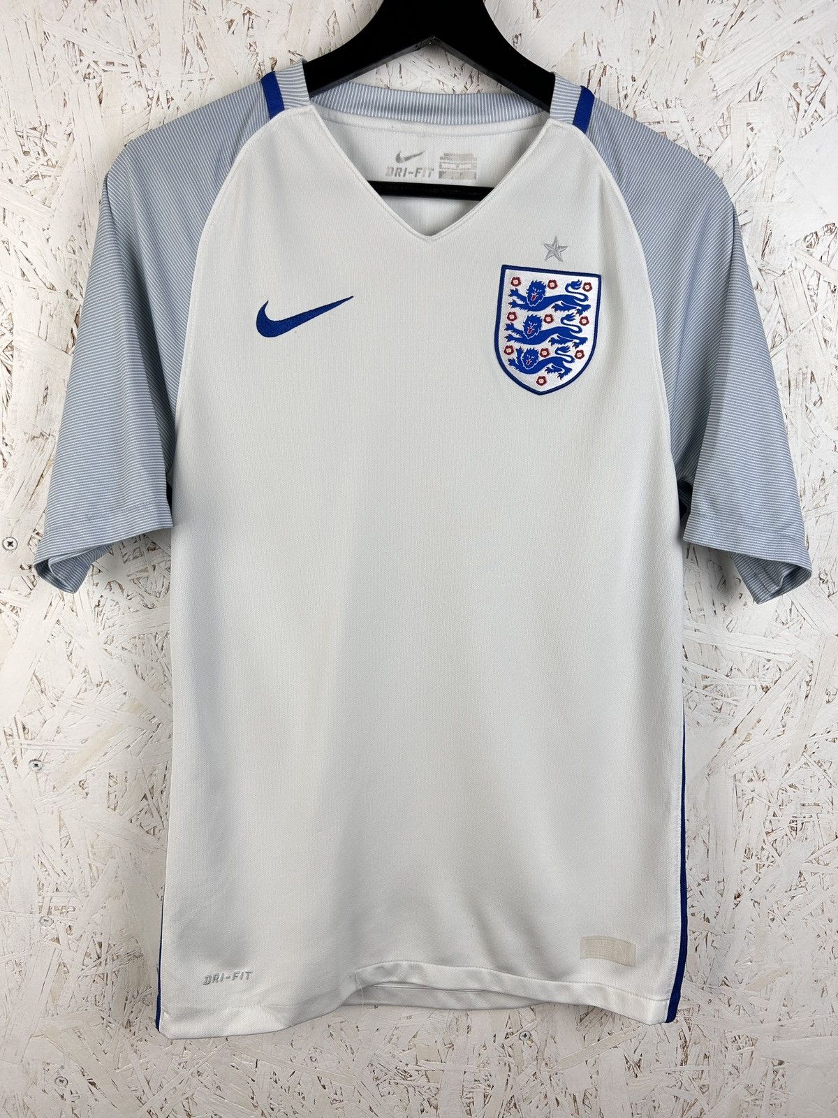 Nike Nike England 2016/17 Home Kit Soccer Jersey Size S Size US S / EU 44-46 / 1 - 1 Thumbnail
