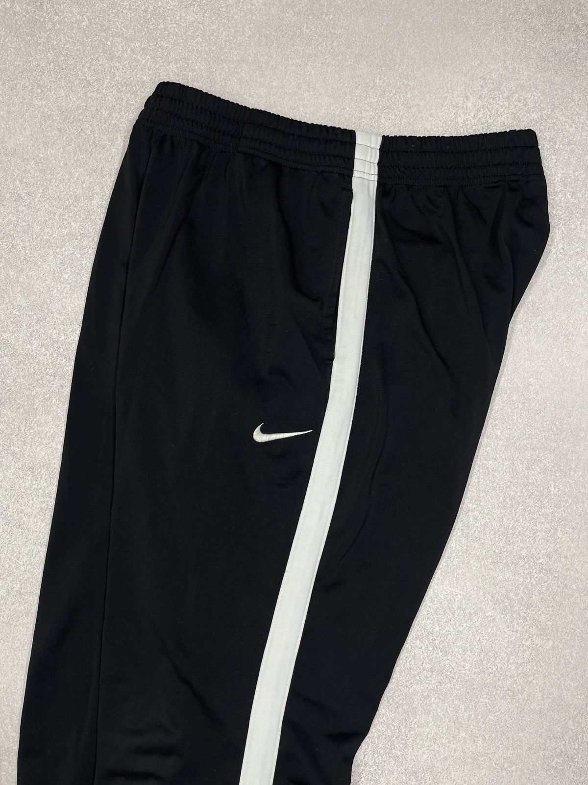 Nike Vintage Nike Lampas Sweatpants Black Drill Y2K ACG TECH Size US 34 / EU 50 - 5 Thumbnail