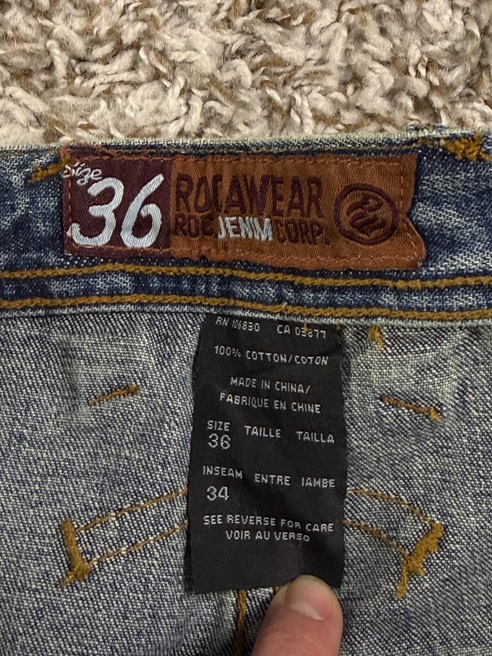 Rocawear Rocawear Y2K Baggy Jeans Hip Hop Panel Seam Patched Faded Size US 36 / EU 52 - 13 Thumbnail