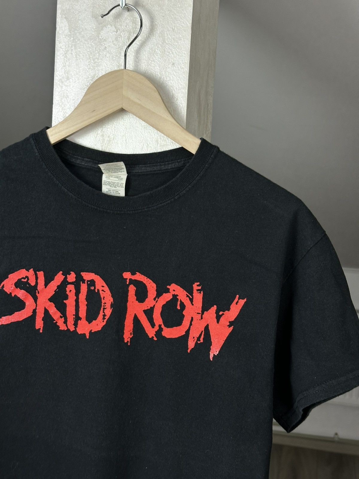 Band Tees VIntage Skid Row Band Rock Metal Tee Size US M / EU 48-50 / 2 - 3 Thumbnail