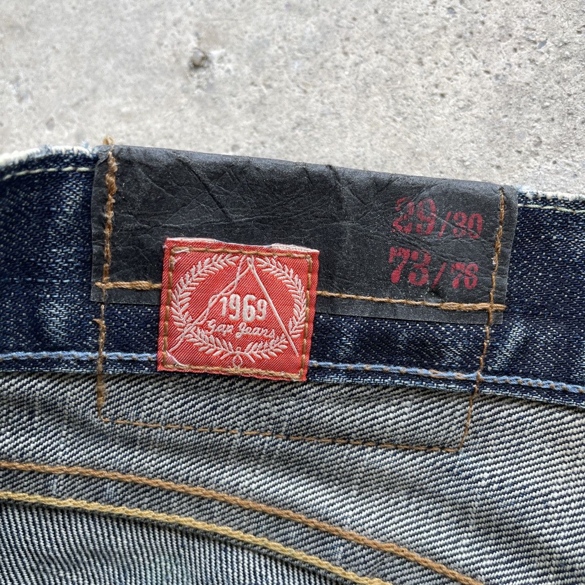 Gap Vintage Gap Straight Fit Denim Distressed Rusty Jeans Pants Size US 29 - 8 Thumbnail