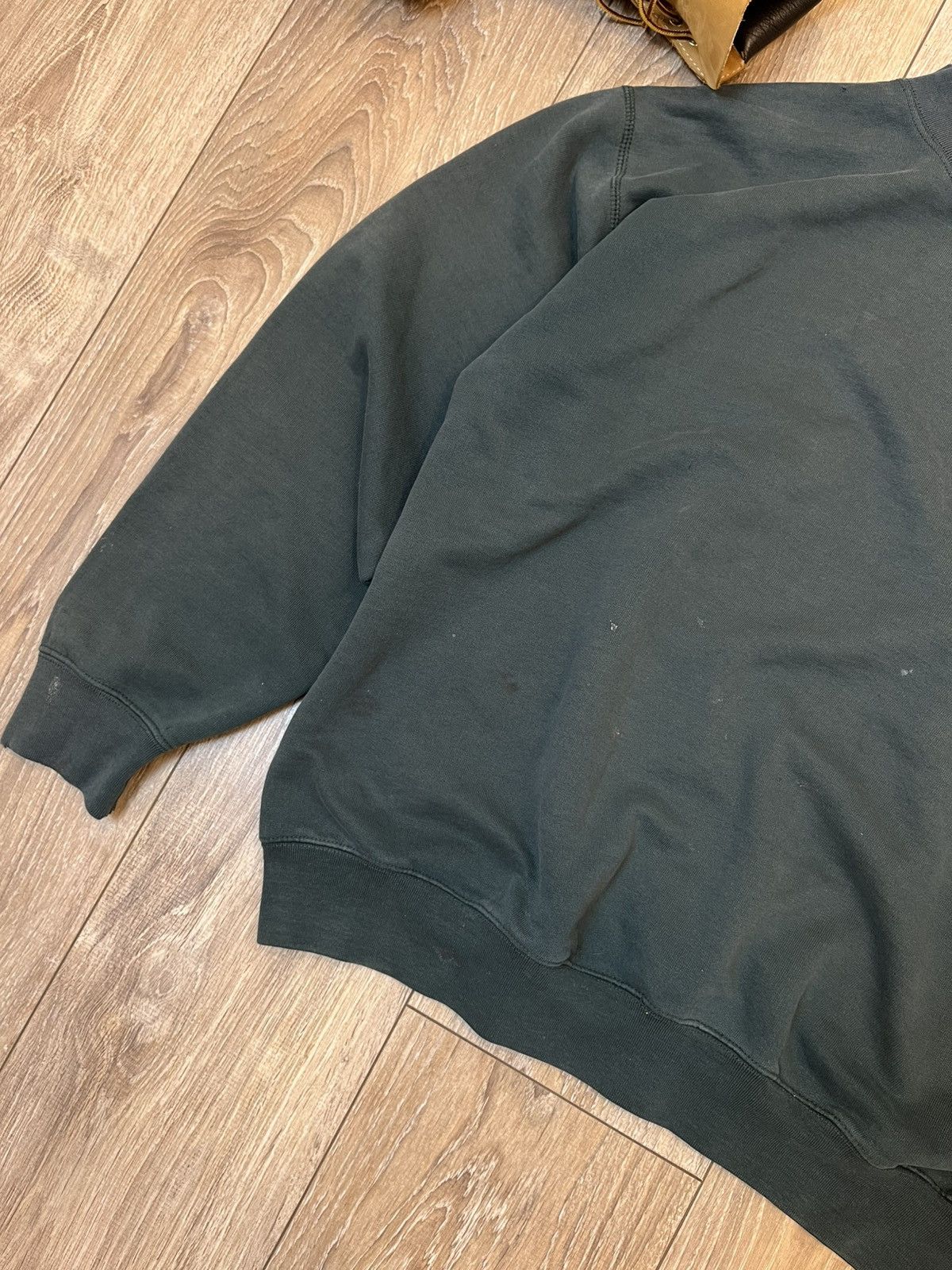 Carhartt ♻️CARHARTT DISTRESSED BOXY FIT FADED VINTAGE SWEATSHIRT Size US L / EU 52-54 / 3 - 6 Thumbnail