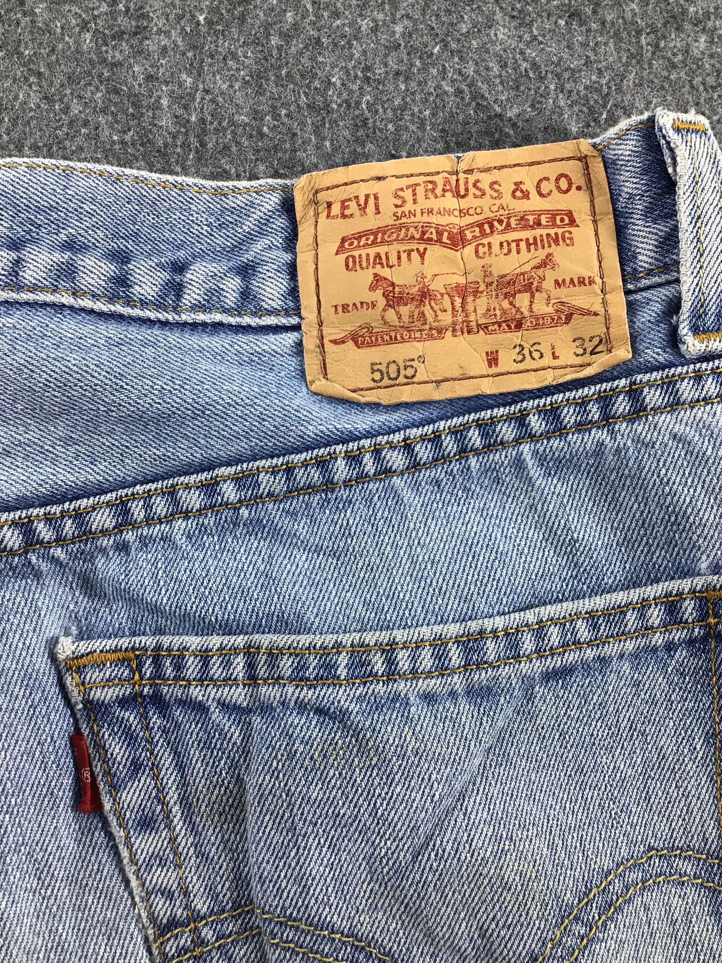 Levi's Vintage Levis 505 Jeans Faded Blue Denim -J587 Size US 35 - 5 Thumbnail