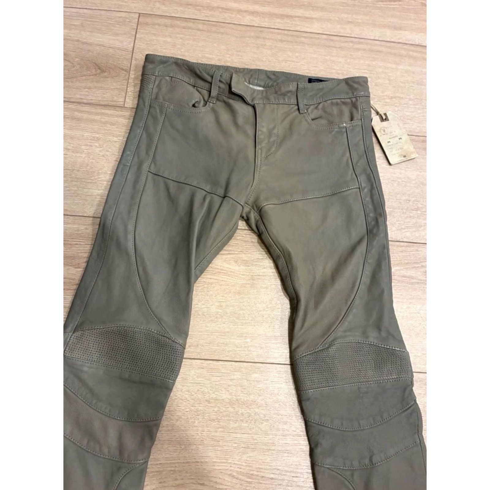 Allsaints NWT All Saints Women Leather Biker Trouser Sage Green Moto Skinny Size 26 Size 26" / US 2 / IT 38 - 2 Thumbnail
