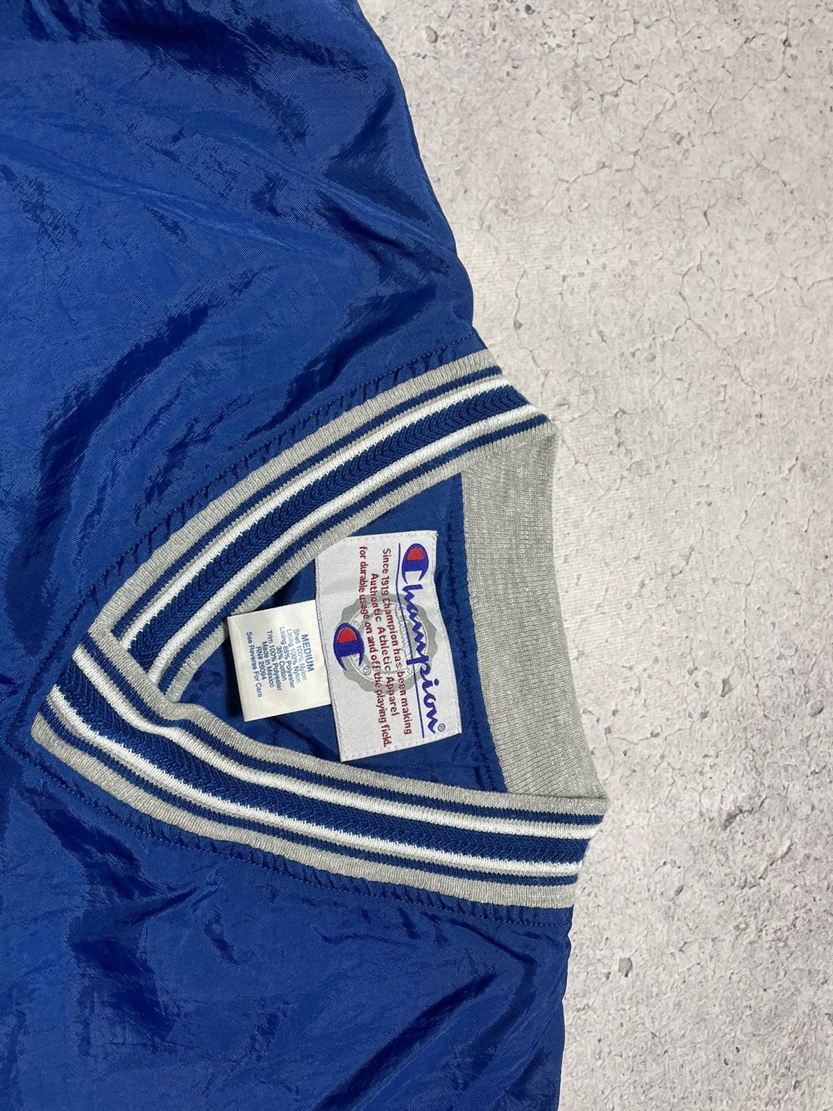Champion × Vintage Vintage Nylon Anorak Champion Big Logo Jacket Rare Size US L / EU 52-54 / 3 - 9 Thumbnail