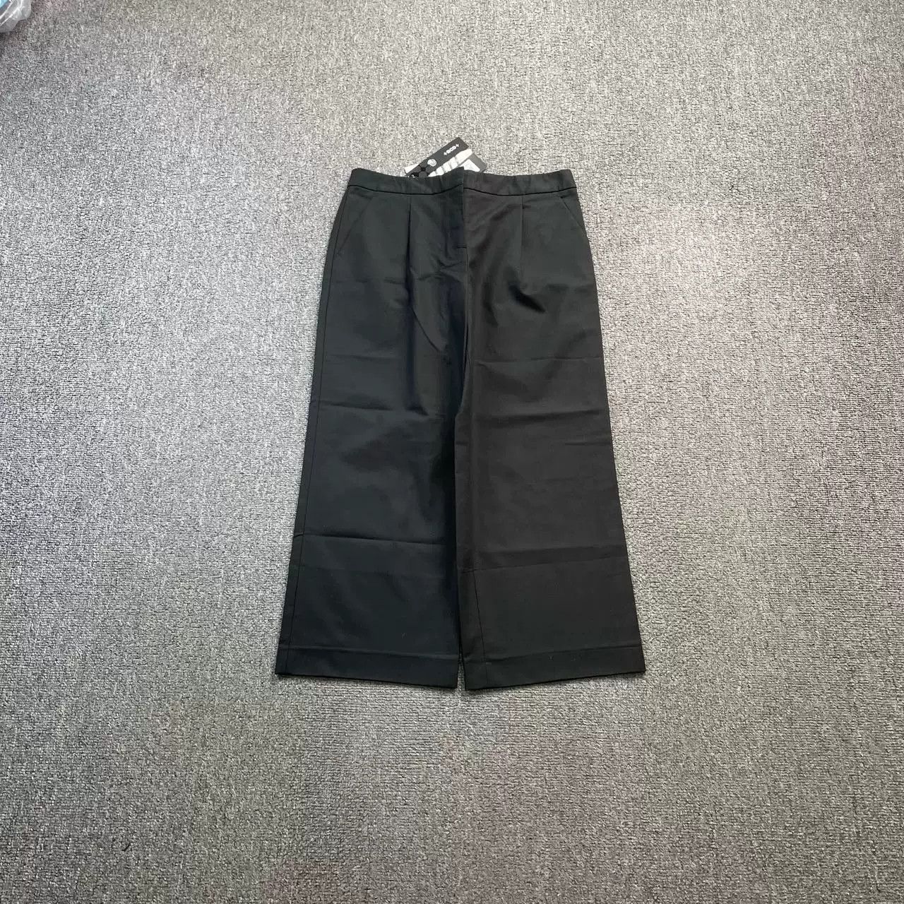 Moschino MOSCHINO Black Wide-Leg Pants Size 42 Size 42" / US 20 - 1 Thumbnail
