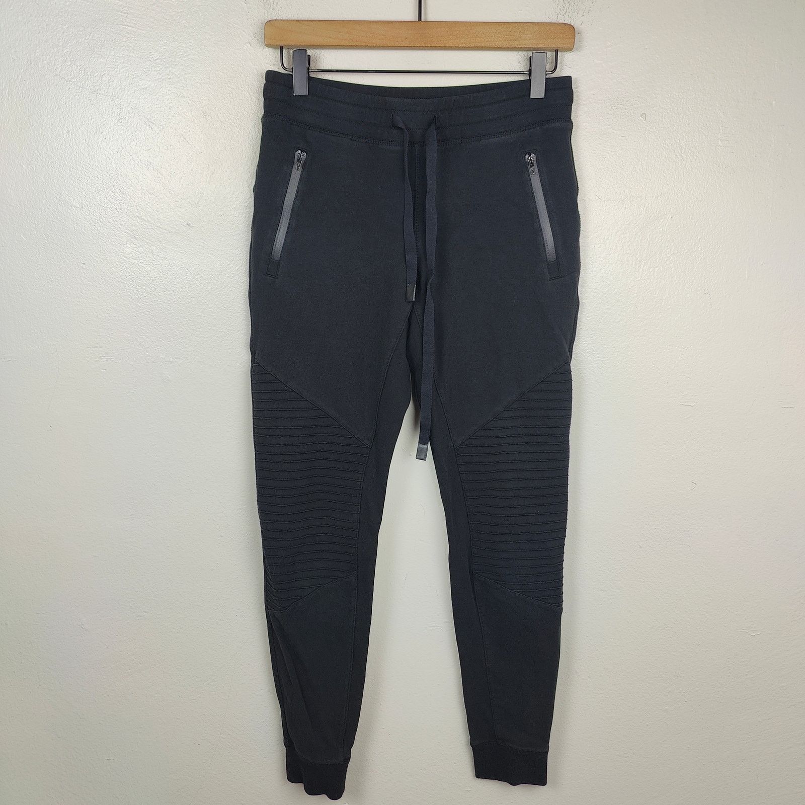 Alo Yoga Alo Yoga Urban Moto Sweatpants Womens Small Black Stretch Size 27" / US 4 / IT 40 - 1 Thumbnail