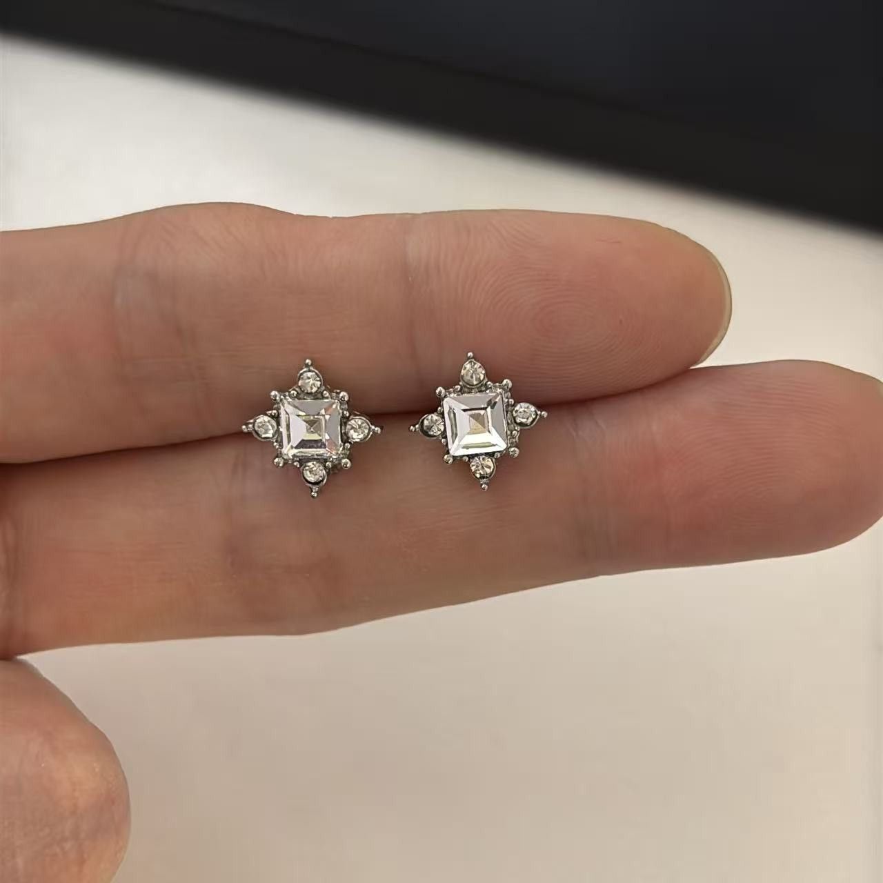 Other Star Stud Earrings for Men Women Streetwear Hip Hop Punk Size ONE SIZE - 3 Thumbnail