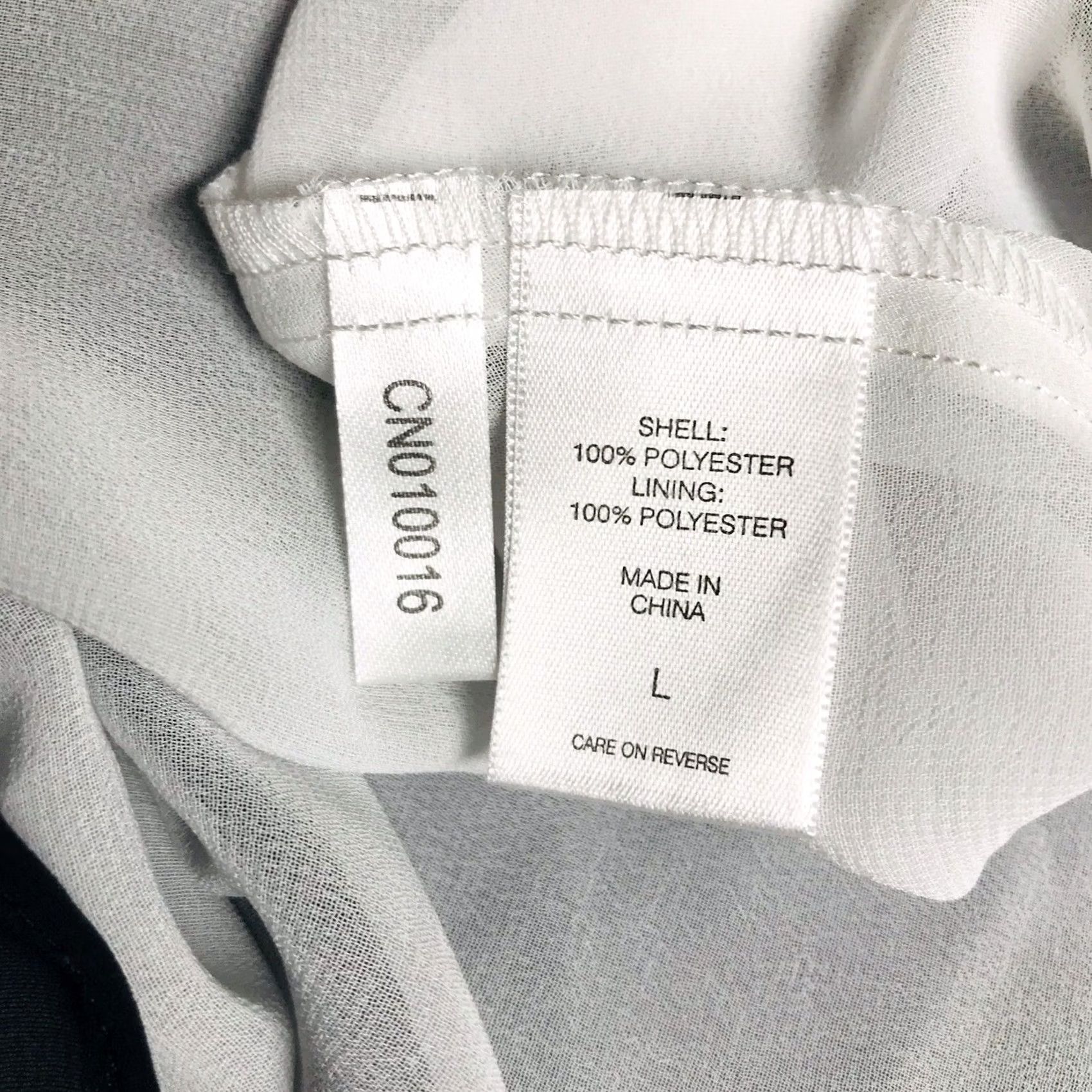 Vintage New York & Company Women Gray/White Faded Asymmetrical Hem Sleeveless Top Blouse L Size L / US 10 / IT 46 - 5 Thumbnail