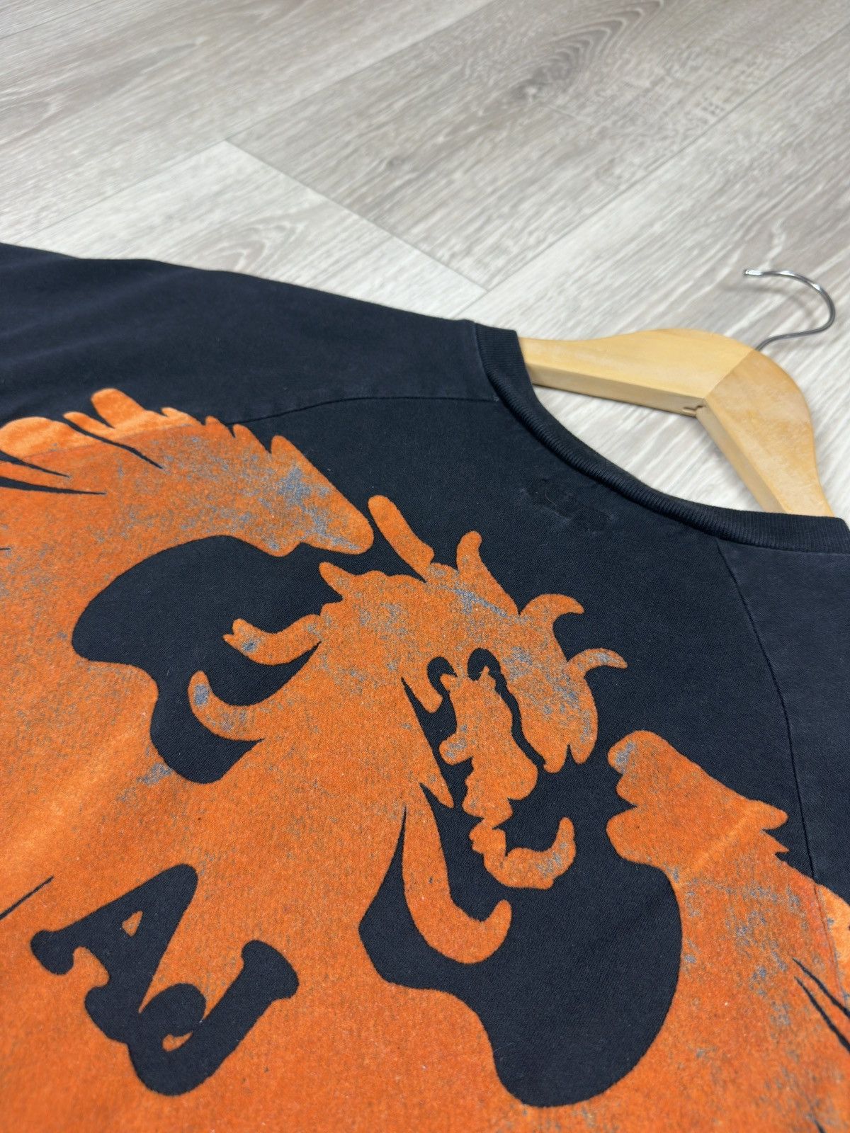 Armani Vintage Armani Jeans Dragon Print T-Shirt Short Sleeve Size US L / EU 52-54 / 3 - 5 Thumbnail