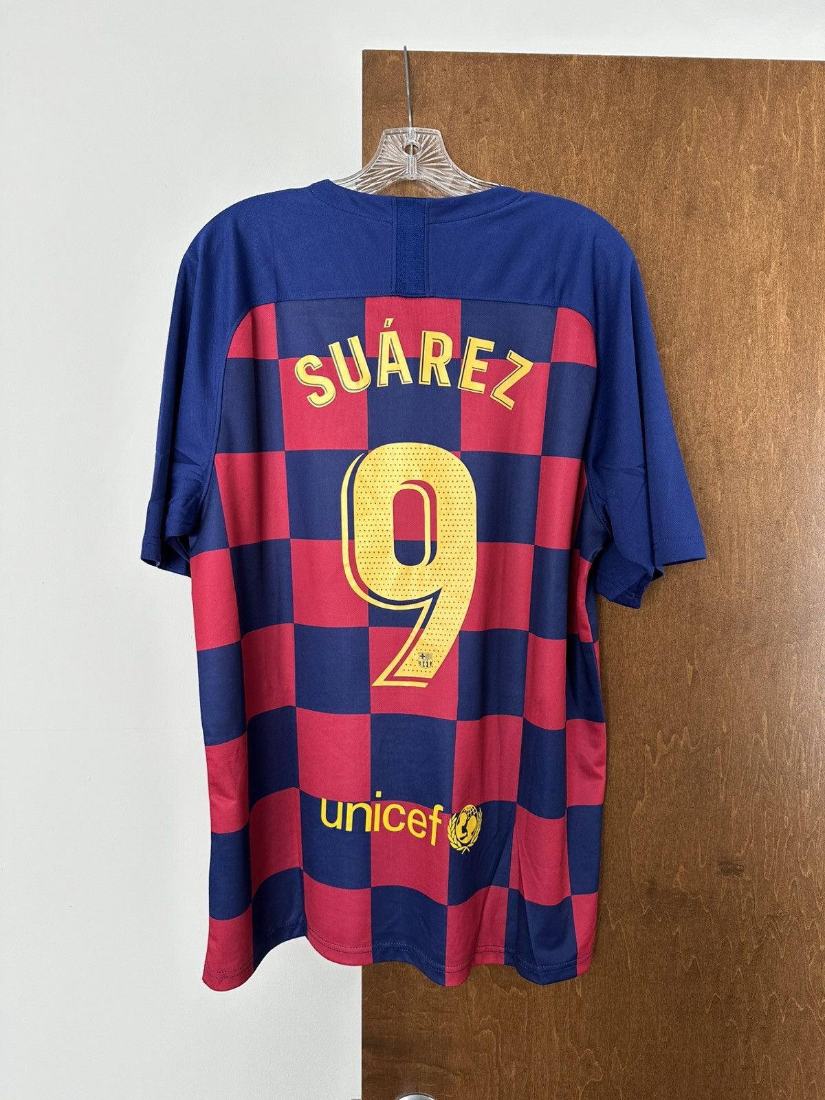 Nike Barcelona 19/20 Home Soccer Jersey - Suárez 9 - Replica | Grailed