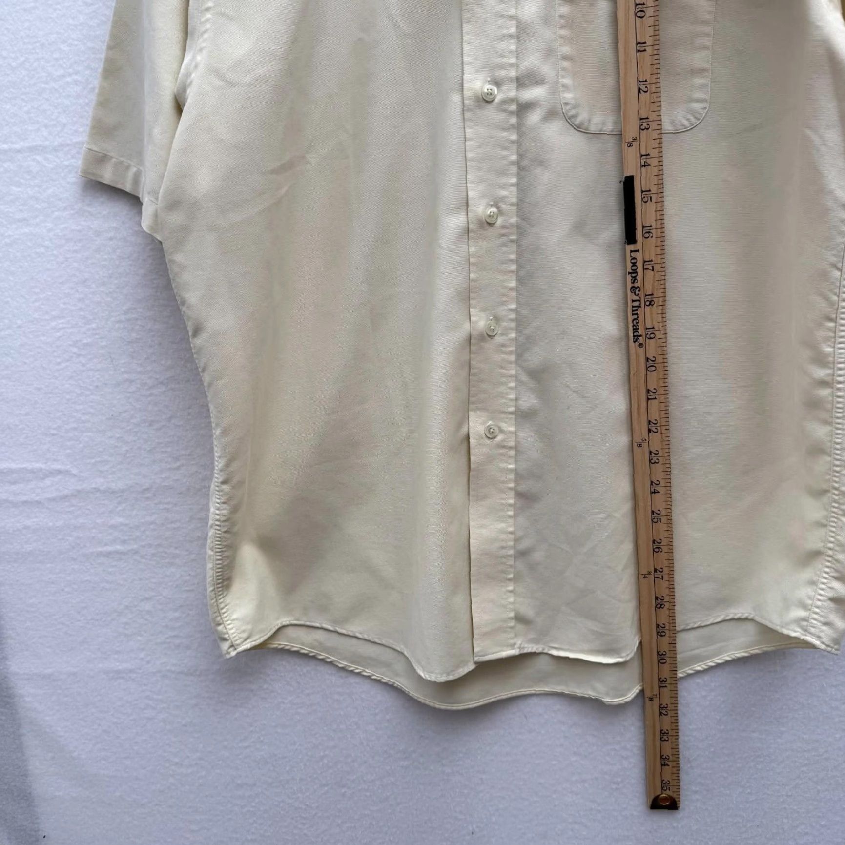 Vintage VINTAGE LL Bean Men’s Shirt Button-Up Short Sleeve Beige L Regular Large Beige Solid Button-Up Mens Shirt Size US L / EU 52-54 / 3 - 3 Thumbnail