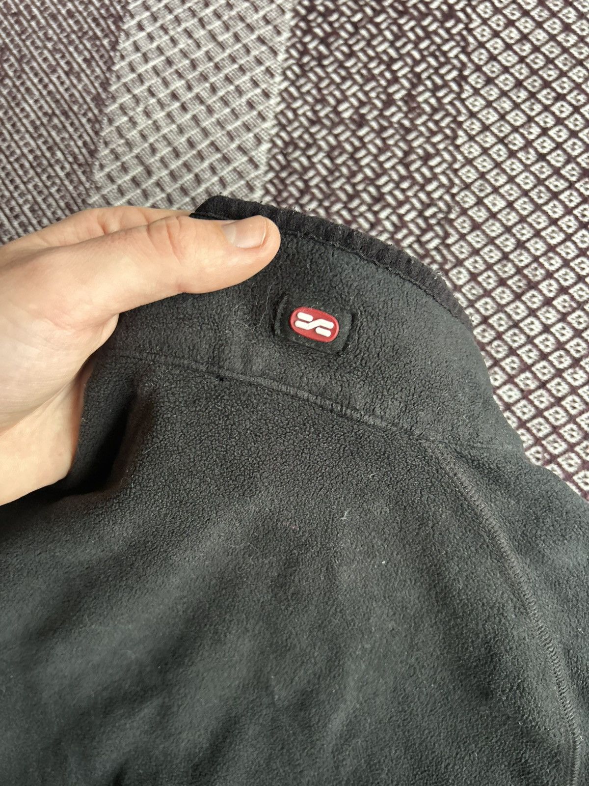 Nike Vintage Nike 00s Therma-Fit Fleece Long Sleeve Sweatshirt S Size US S / EU 44-46 / 1 - 13 Thumbnail