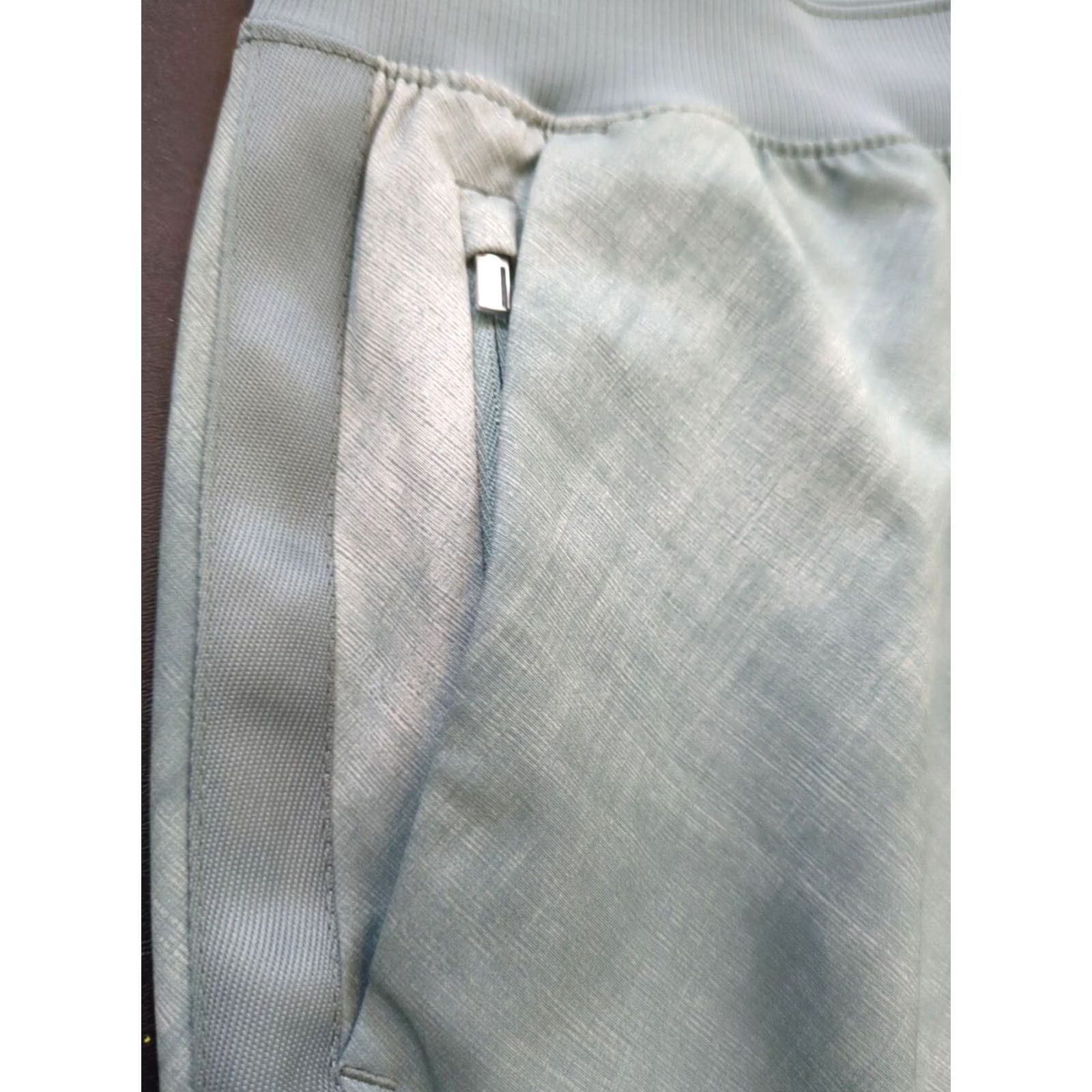 Athleta Athleta Shirt? Size 32" / US 10 / IT 46 - 2 Thumbnail