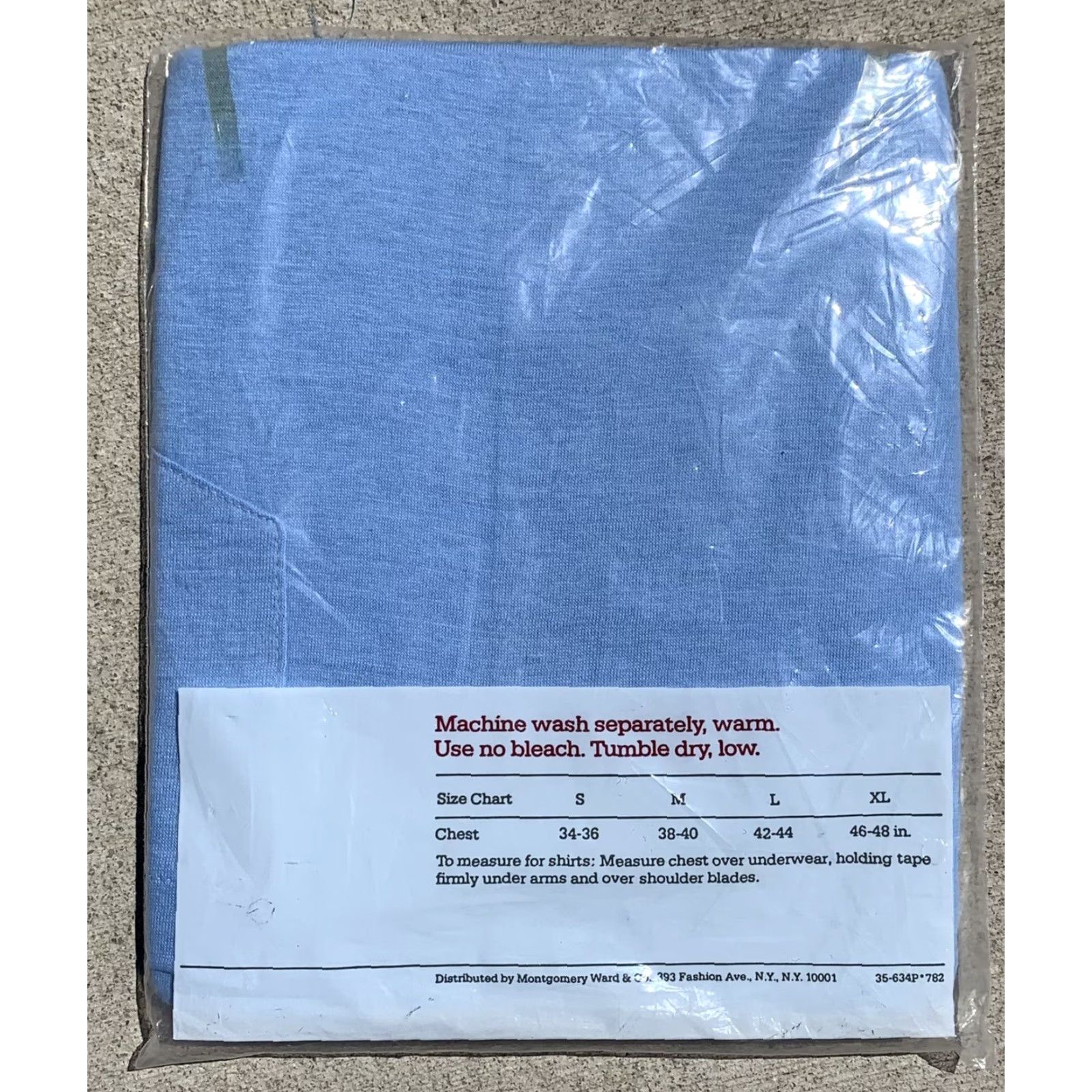Vintage VINTAGE Montgomery Ward T-Shirt 5050 Pocket Polo Crew Neck Short Sleeve Men L Blue Polyester Blend 42-44 50/50 Dad Retro USA"} Size US L / EU 52-54 / 3 - 3 Thumbnail