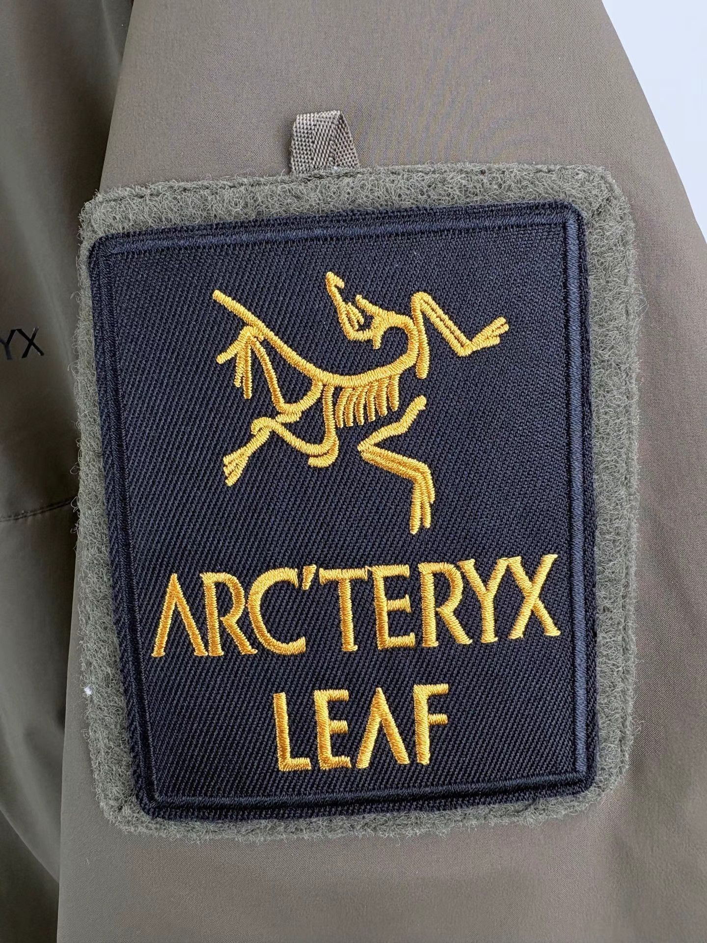 Arc'teryx Brown Zip-Up Light Jacket with Arm Patches Size US M / EU 48-50 / 2 - 4 Thumbnail