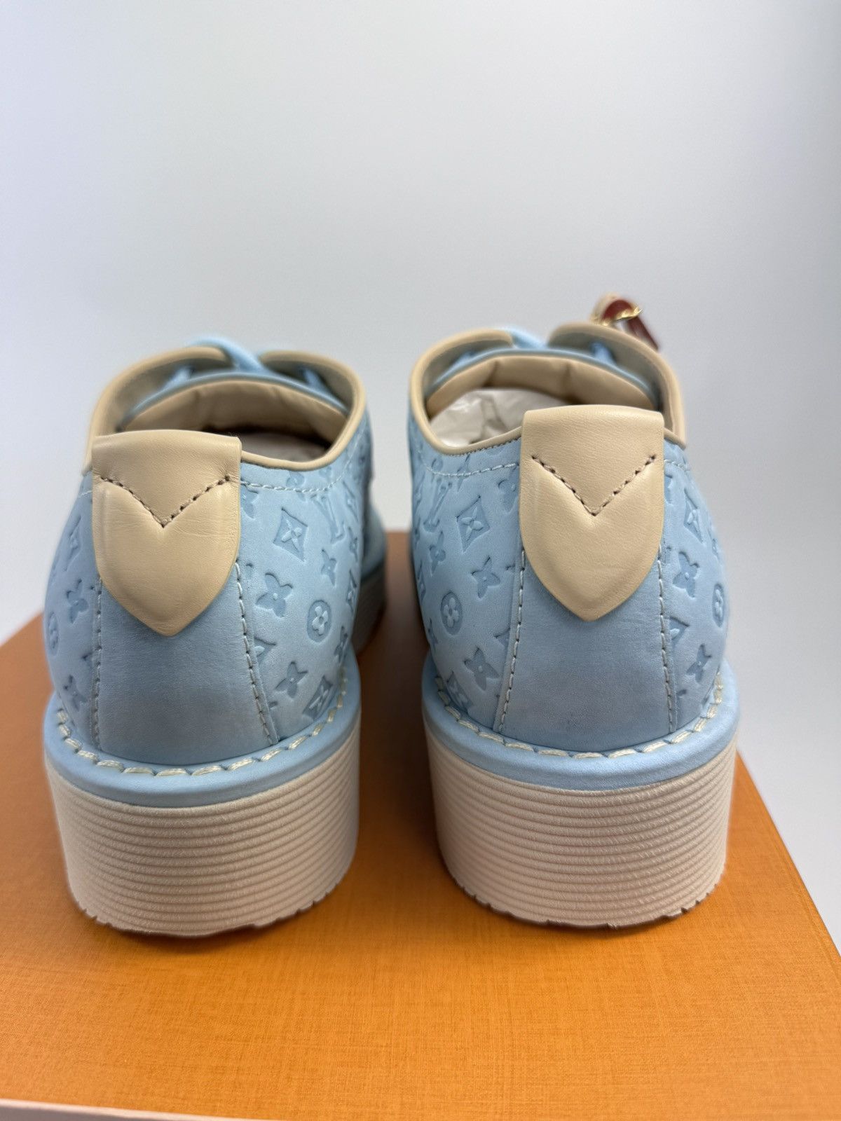 Louis Vuitton LV x TYLER THE CREATOR WAVES DERBIES 1ACWEA RARE Size US 8 / EU 41 - 4 Thumbnail