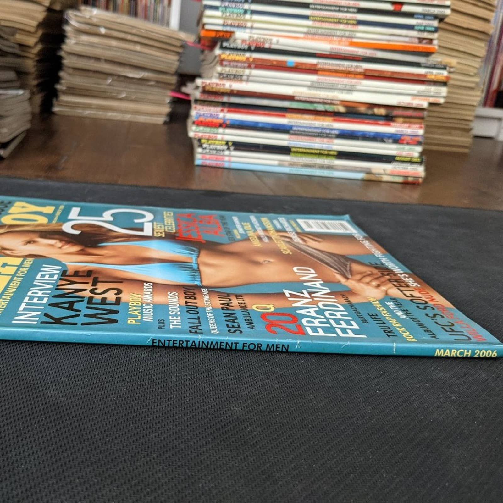 Playboy Playboy Magazine │March 2006 Size ONE SIZE - 3 Thumbnail