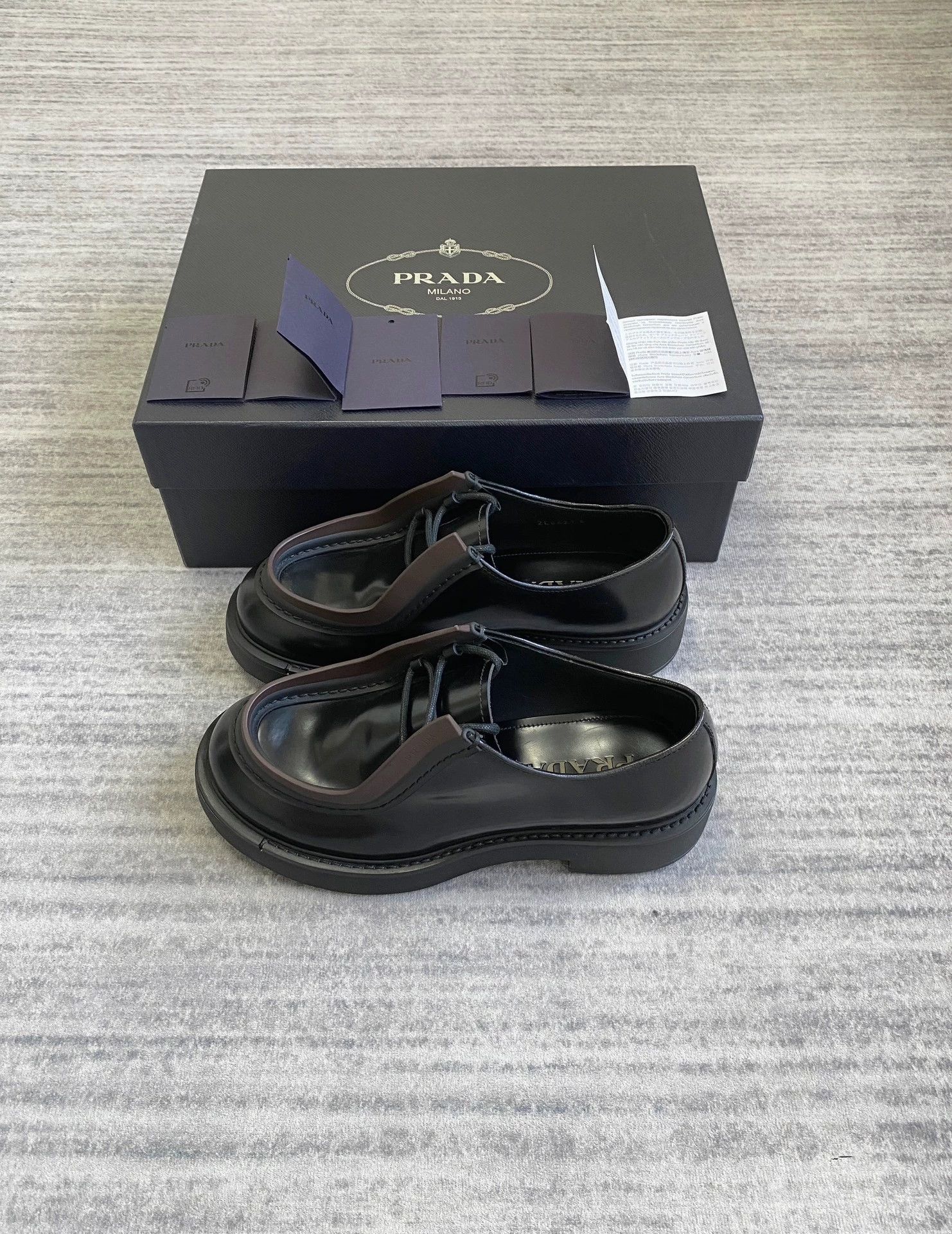 Prada Prada Raf Simons Black/Brown Derby 9.5/10 6 (40-41) Size US 7 / EU 40 - 3 Thumbnail