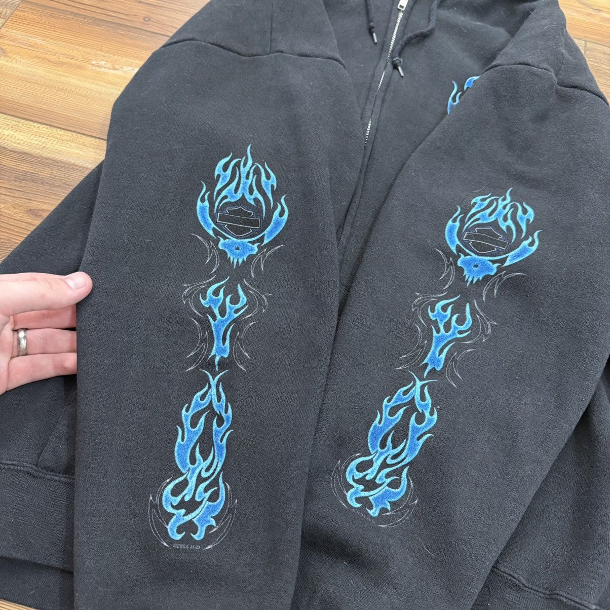Harley Davidson Vintage Black Harley Davidson Blue Lightning Flames Hoodie Size US XL / EU 56 / 4 - 5 Thumbnail
