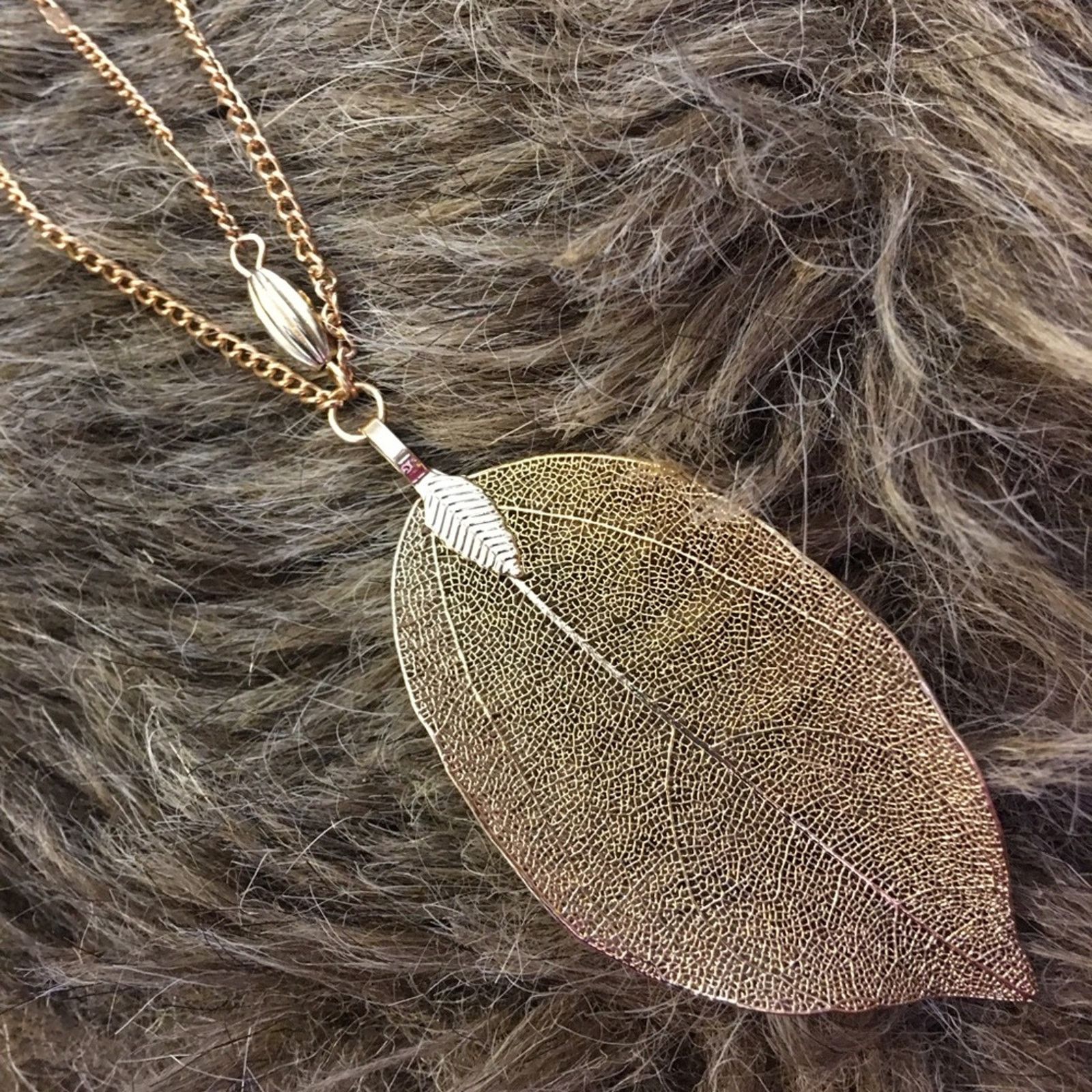 Vintage Vintage gold tone leaf body jewelry necklace Size ONE SIZE - 6 Thumbnail