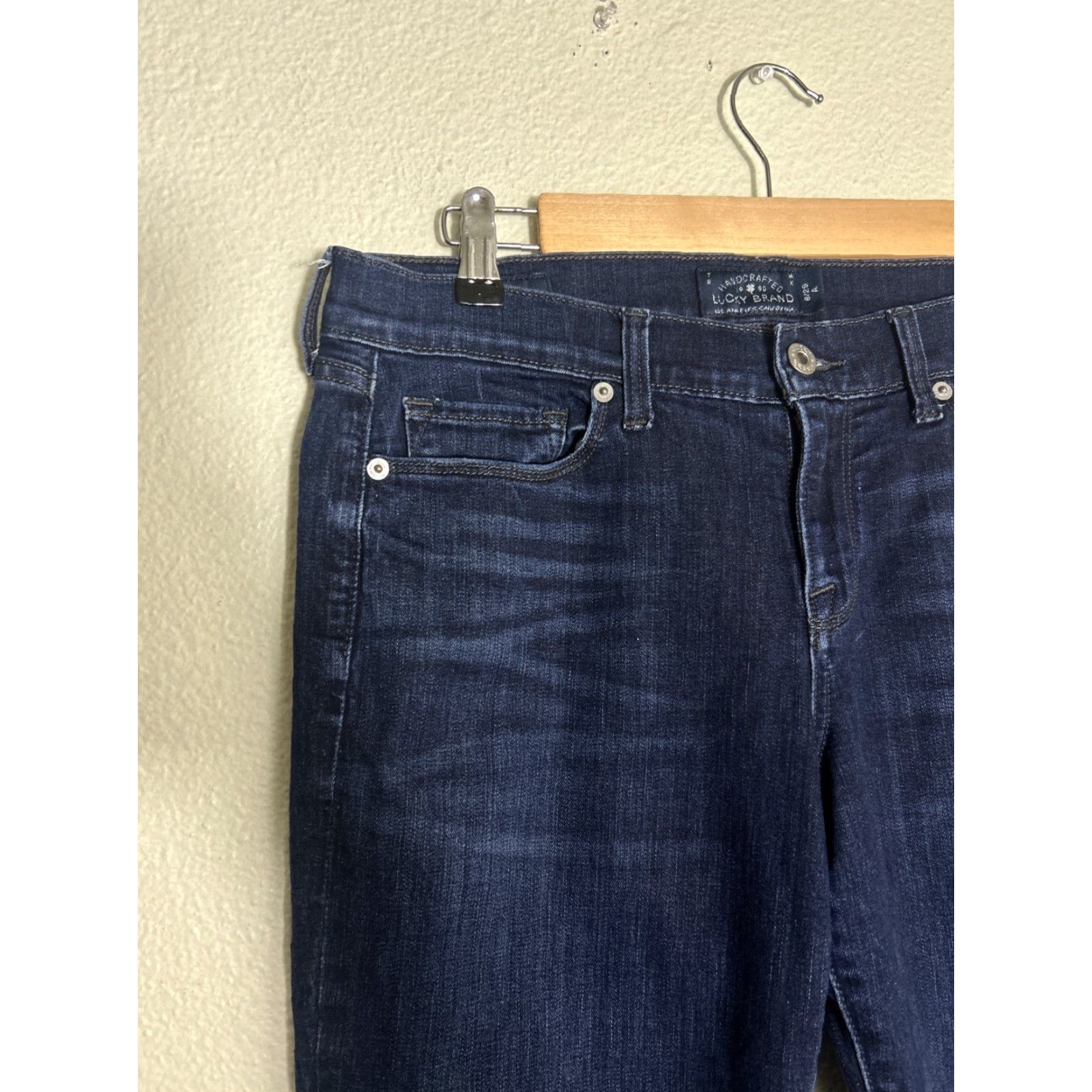 Lucky Brand Lucky Brand Sofia Boot Dark Wash Jeans 8 Regular Women 8 Dark Blue Bootcut 30x30 Size 30" / US 8 / IT 44 - 4 Thumbnail