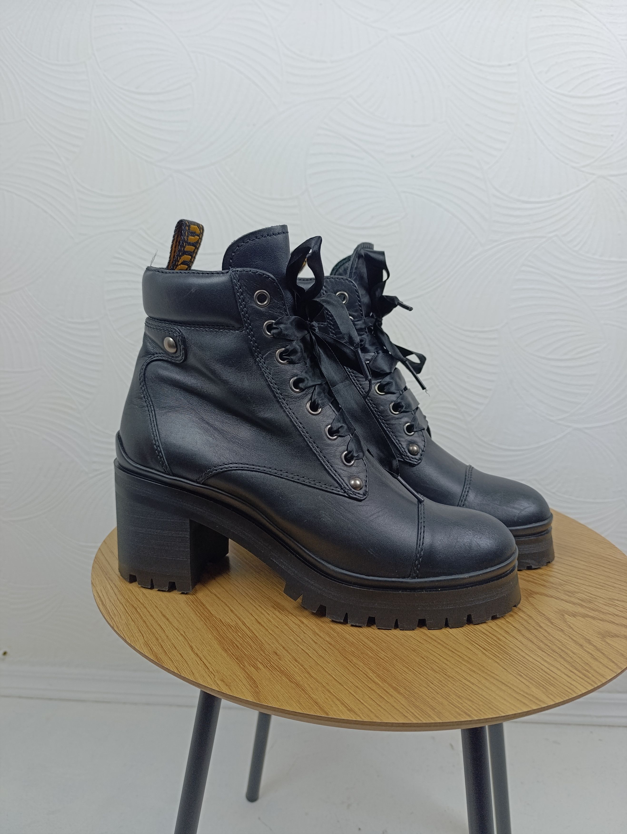 Miu Miu MIU MIU BLACK HIGH HEEL BIKER LACE UP BOOTS SIZE 39 Size US 9 / IT 39 - 2 Thumbnail
