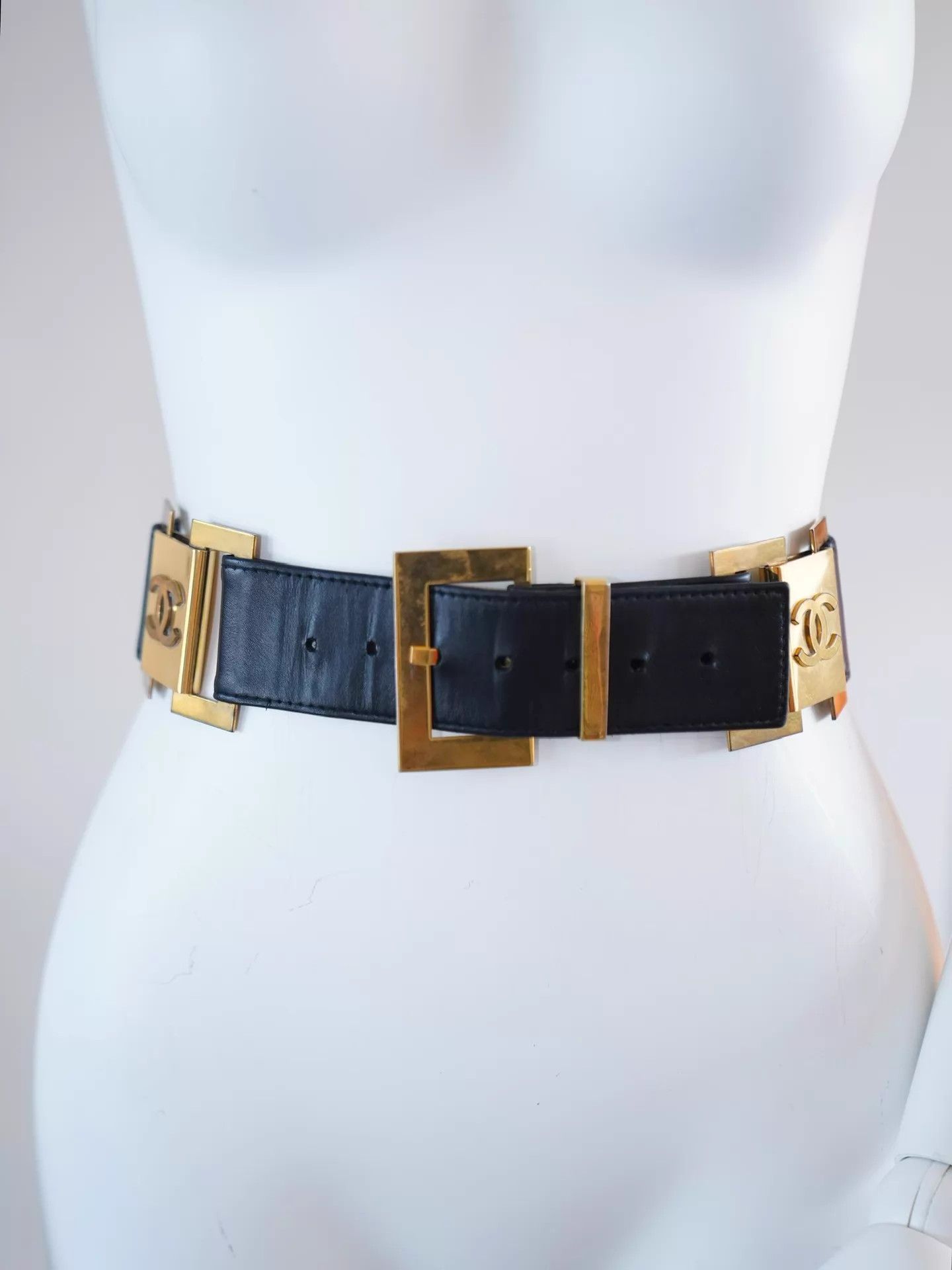Chanel Chanel Vintage Navy Double C Square Buckle Belt Size ONE SIZE - 1 Thumbnail