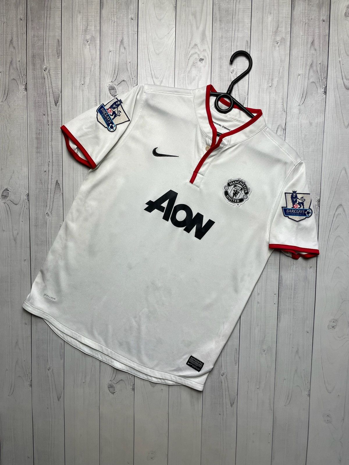 Vintage Vintage Nike Manchester United soccer jersey 20 Van Persie S Size US S / EU 44-46 / 1 - 2 Thumbnail