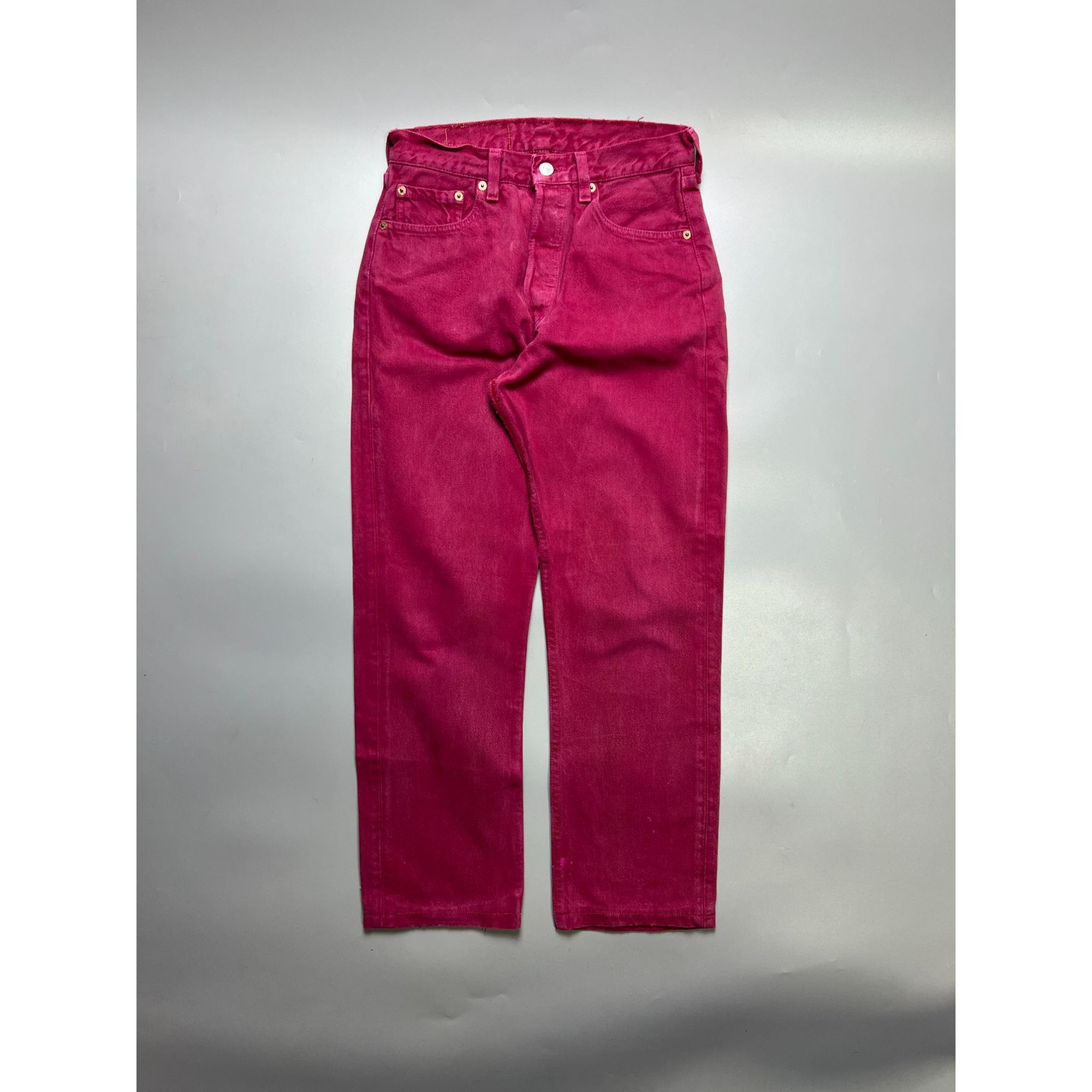 Levi's Vintage Clothing Vintage Levi’s 501 Rare Red Made in USA Denim Jeans (Y1057) Size 25" / US 0 / IT 36 - 1 Thumbnail