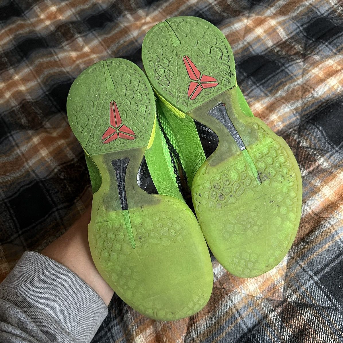 Nike 2020 Nike Zoom Green Kobe 6 Proto Grinch Size US 6.5 / EU 39-40 - 11 Thumbnail
