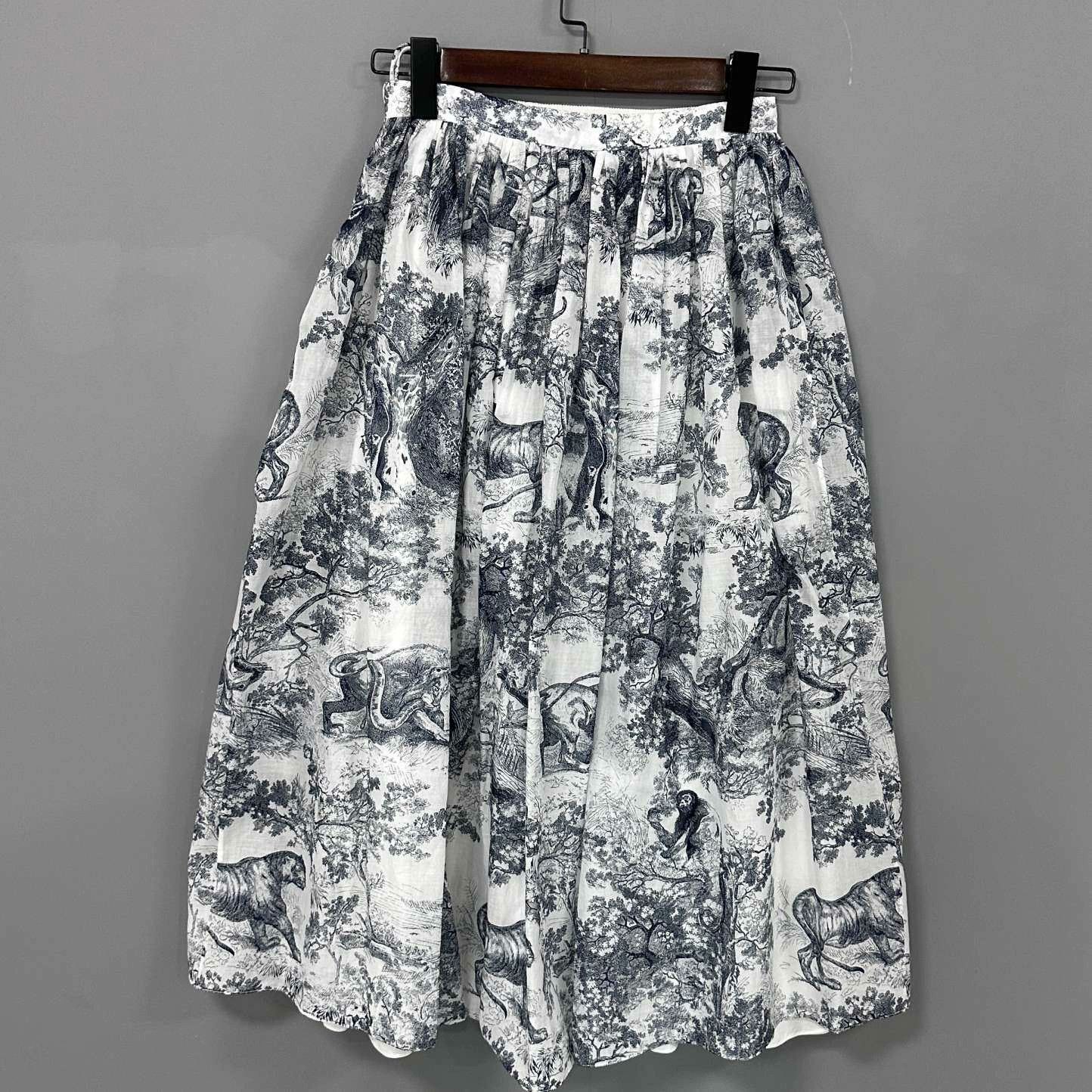 Dior Dior Retro Printed Multi Skirt 28 Women Size 28" / US 6 / IT 42 - 1 Thumbnail