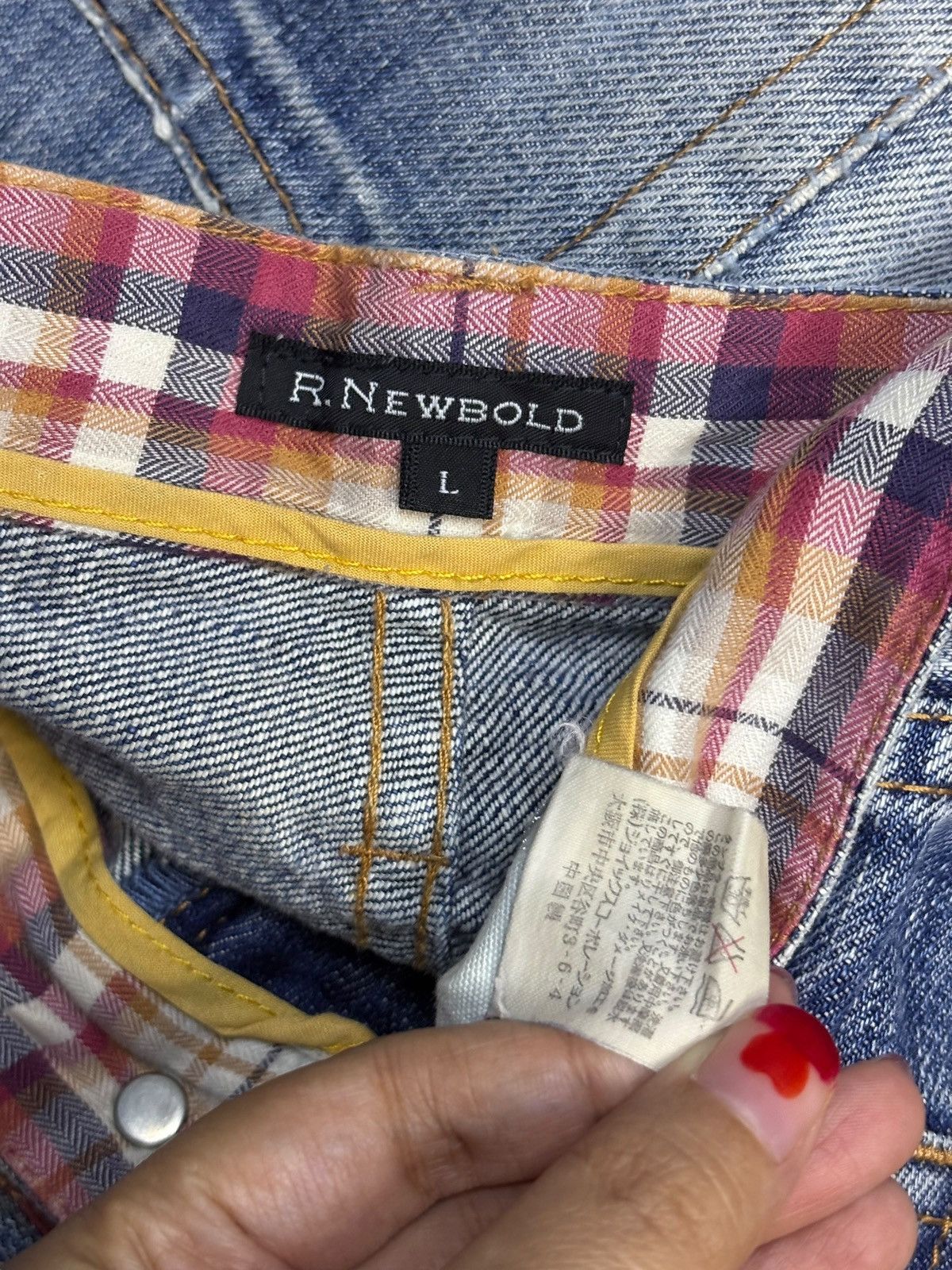 Japanese Brand Vintage Japanese Brand Faded Wash Distressed Patched Jeans Size US 33 - 11 Thumbnail