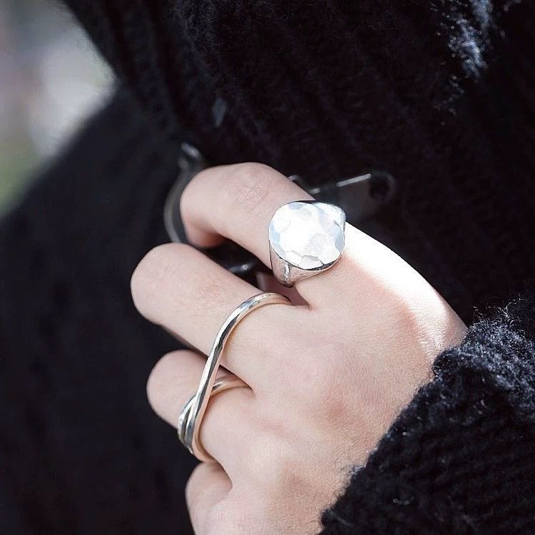 Werkstatt Munchen Werkstatt Munchen M1724 Polished Hammered 2F Ring XS/S/M Size ONE SIZE - 5 Thumbnail