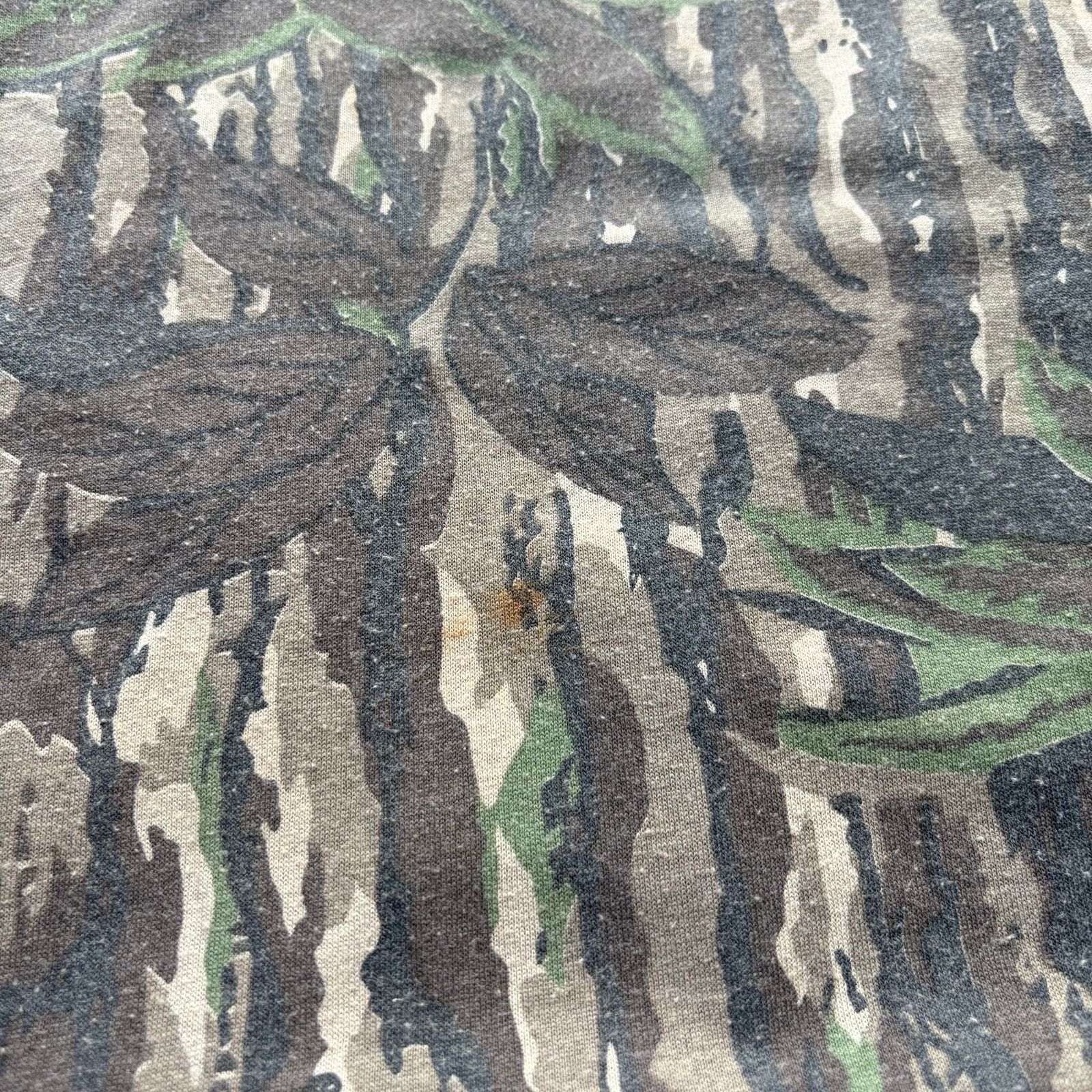 Realtree Vintage Essential Realtree Tonal Camo Long Sleeve Size US XXL / EU 58 / 5 - 6 Thumbnail