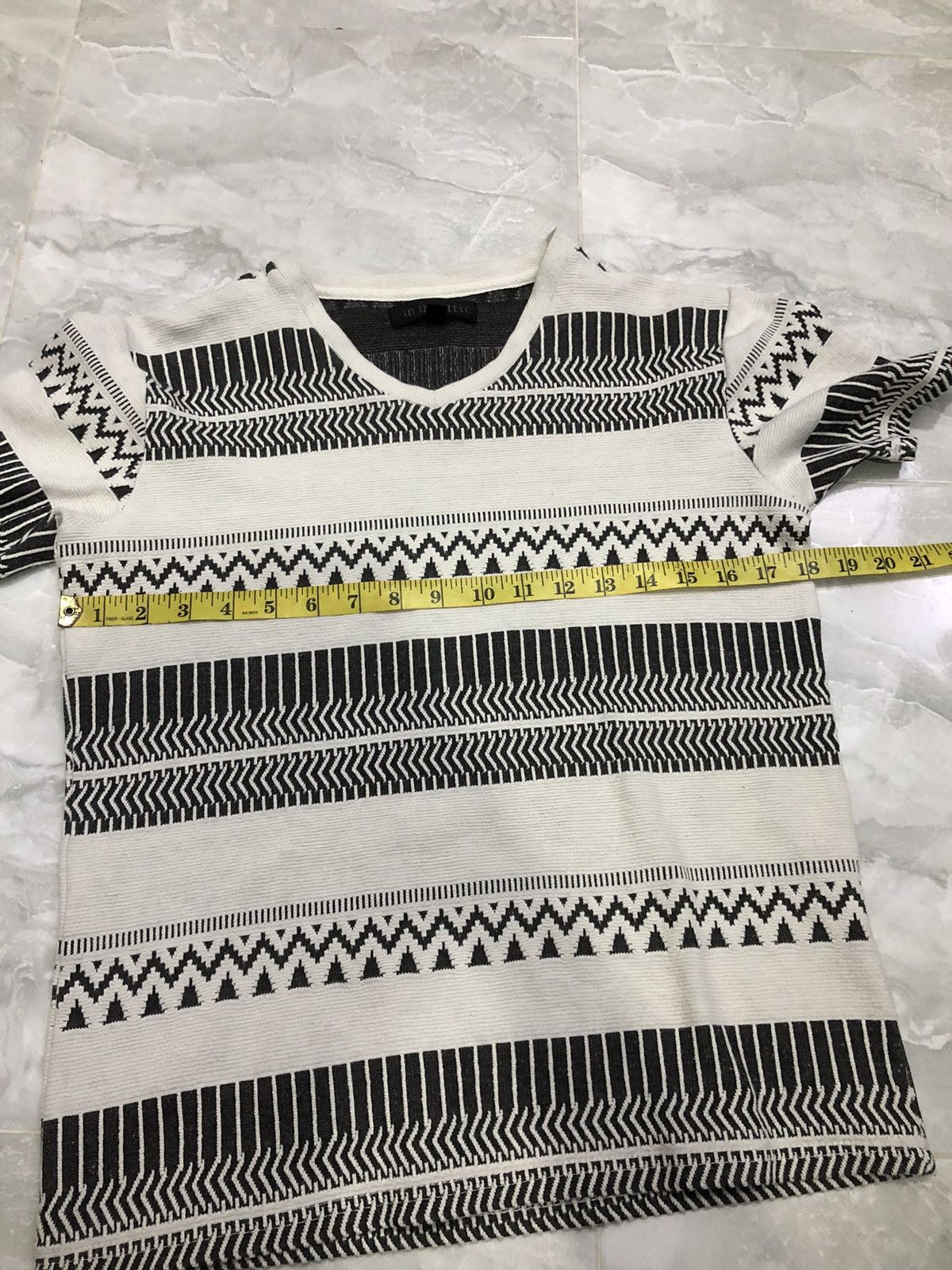 In The Attic in the attic Textured Zigzag Knit Tee Size US S / EU 44-46 / 1 - 12 Thumbnail