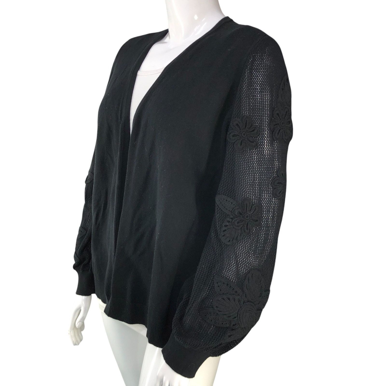 Chicos Chicos Size 4 US XXL Cardigan 3D Applique Crochet Open Front Size XXL / US 16-18 / IT 52-54 - 4 Thumbnail