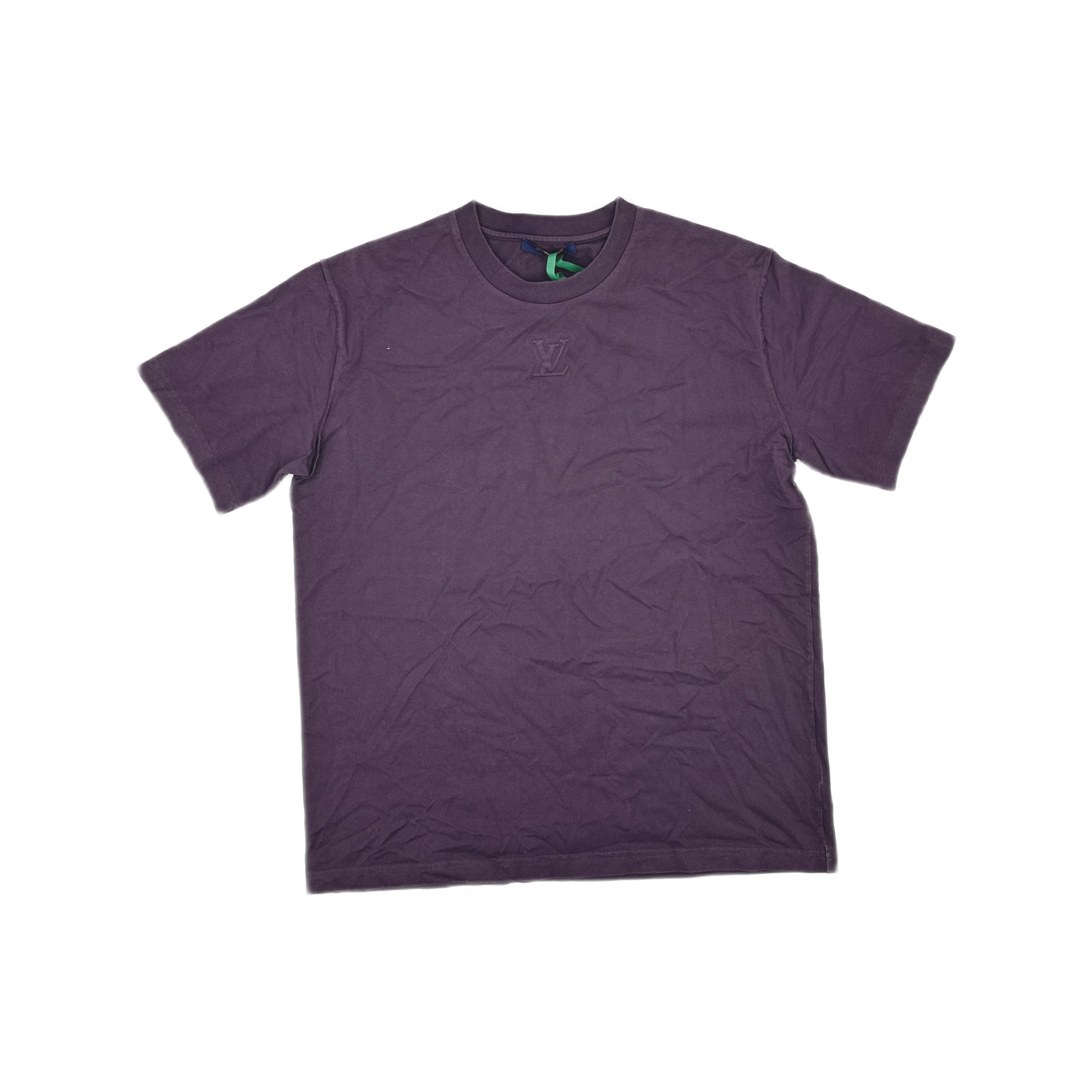 Louis Vuitton Louis Vuitton Embossed Logo T-Shirt XL Size US XL / EU 56 / 4 - 1 Thumbnail