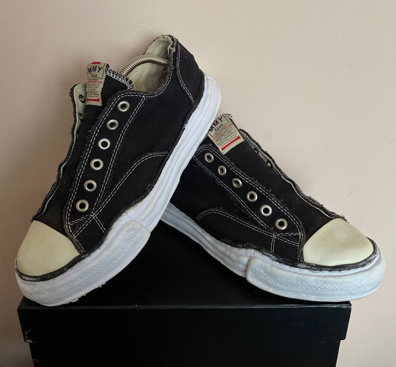 Maison Mihara Yasuhiro Low Top Sneaker 11/44