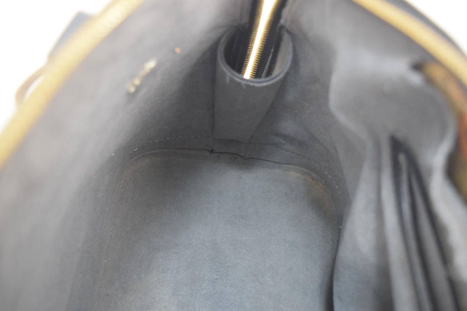 Louis Vuitton Louis Vuitton Alma Epi Leather Black Handbag M52142 Size ONE SIZE - 19 Thumbnail