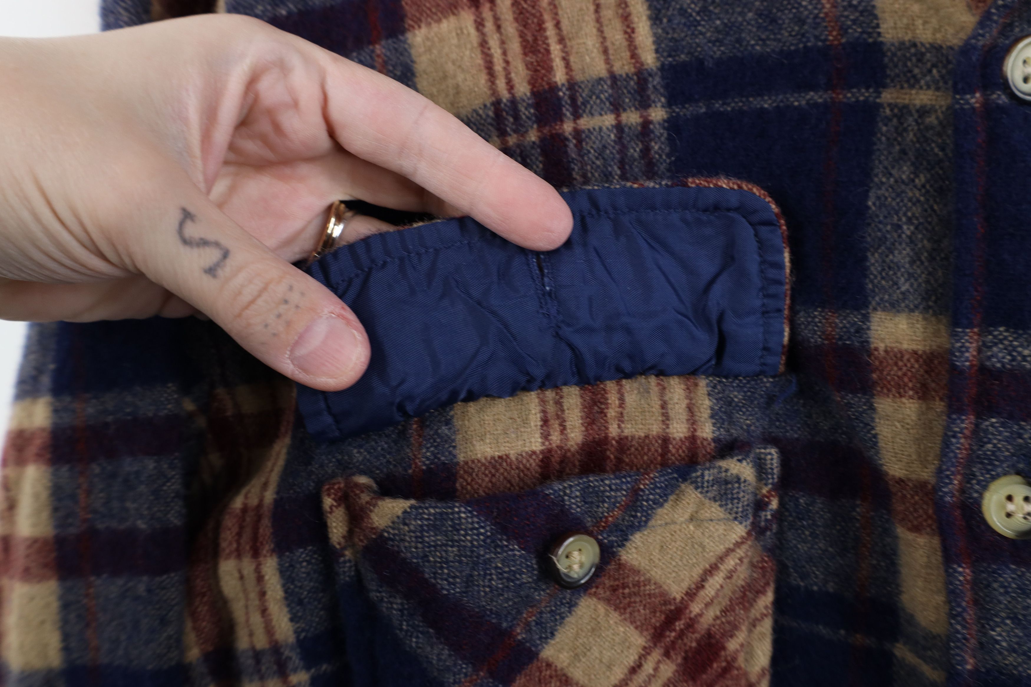 Vintage Vintage 70s 80s Streetwear Knit Collared Button Shirt Plaid Size US M / EU 48-50 / 2 - 4 Thumbnail