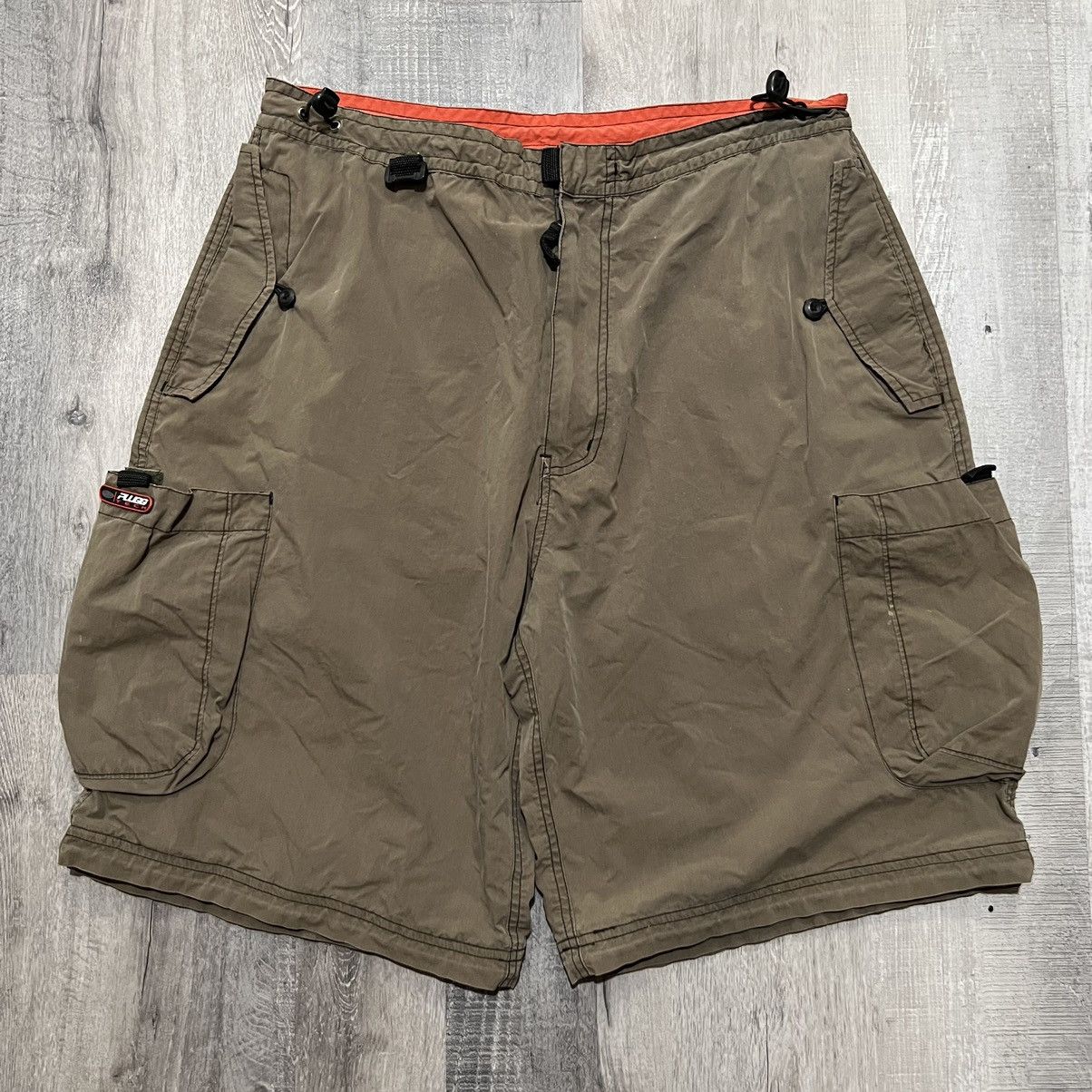 Vintage VTG Plugg Tech Nylon Cargo Shorts Extra Baggy Brown Skater Size US 30 / EU 46 - 1 Thumbnail