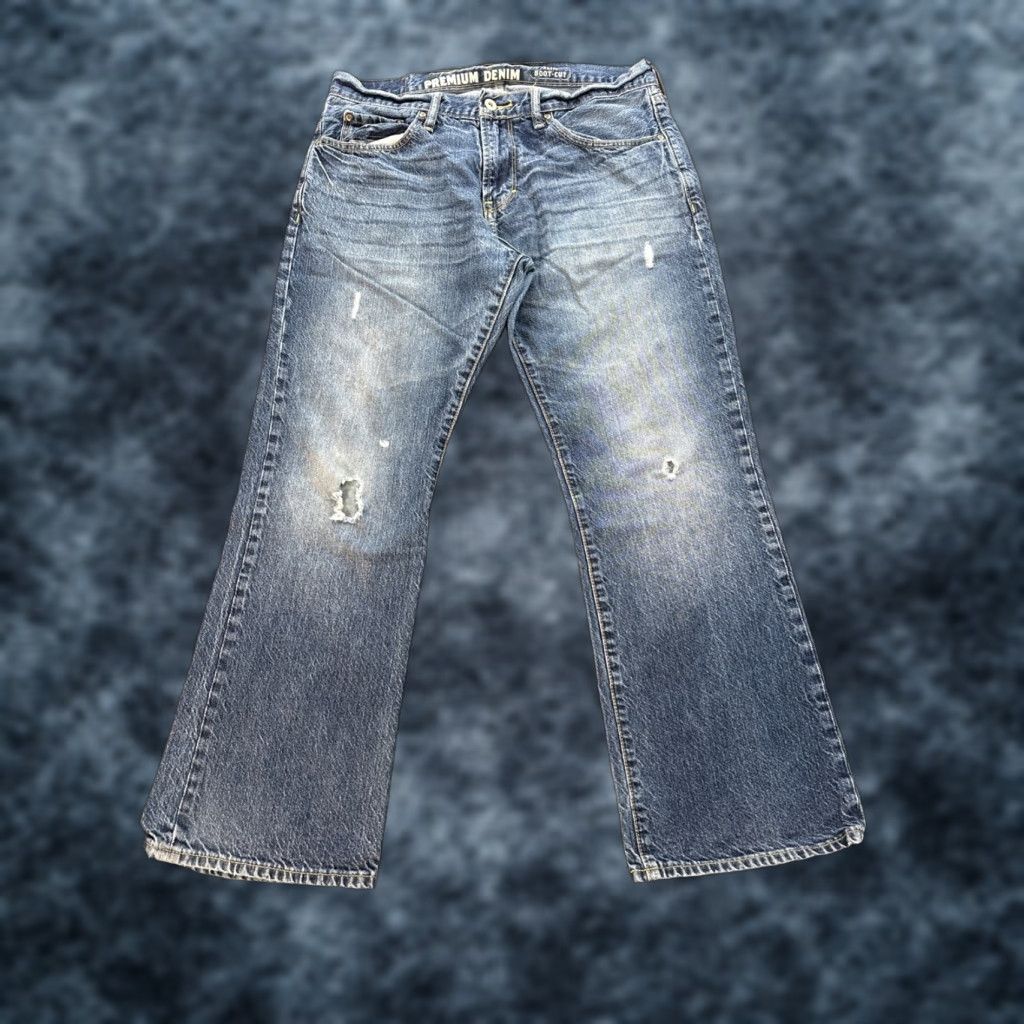 Old Navy Old Navy Jeans Mens 34x29 Distressed Bootcut Mid Wash Blue USA 90s Y2K Grunge Work Mens Jeans Size US 34 / EU 50 - 1 Thumbnail